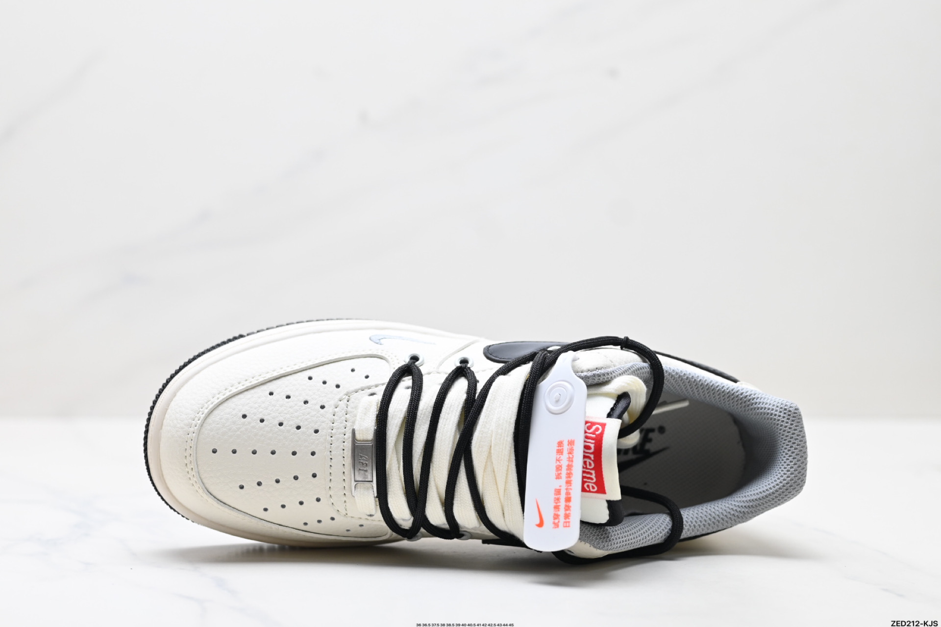 270 NIKE AIR FORCE 1‘07 DM6868-069