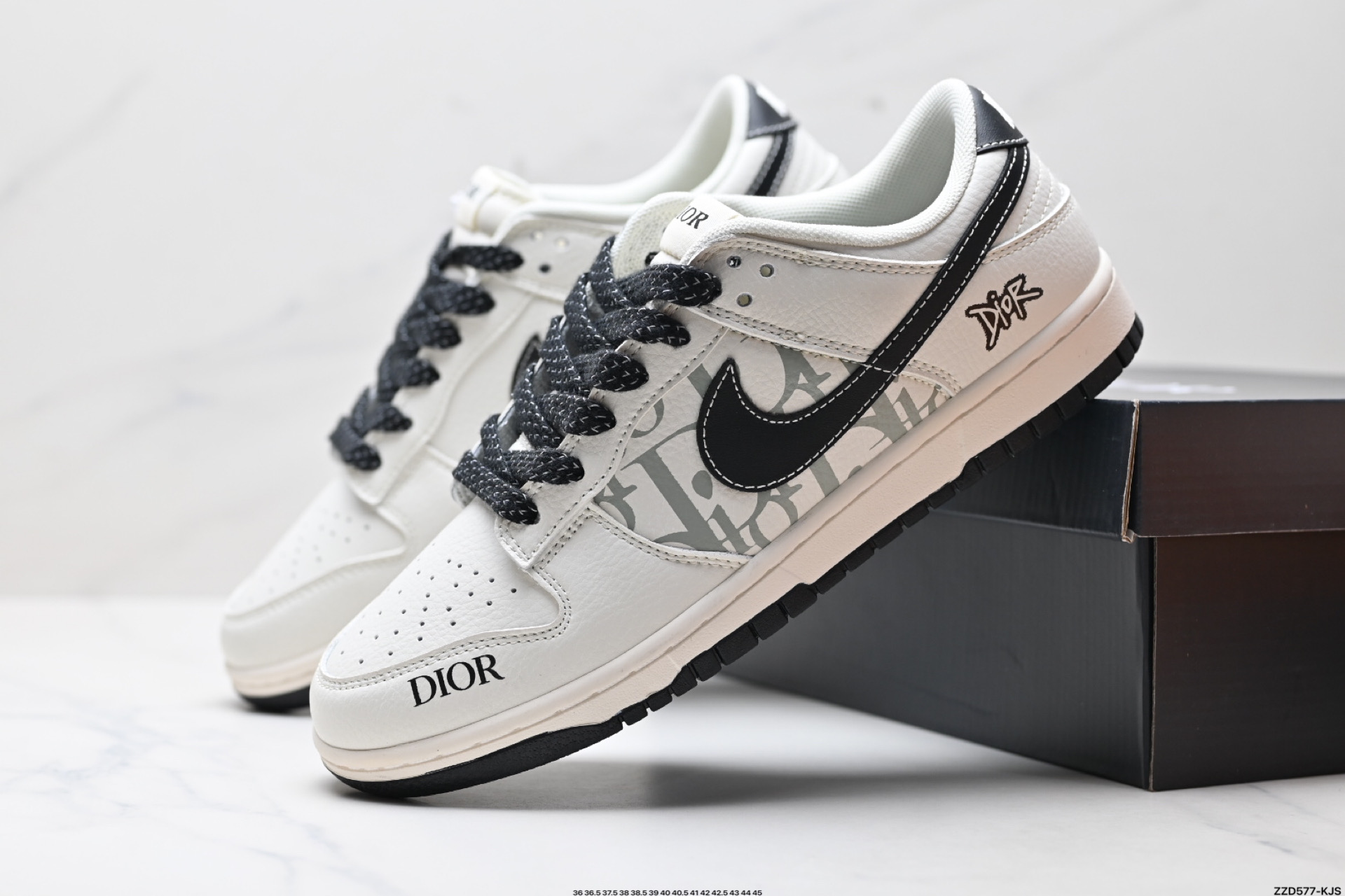 260 NK Dunk Low Retro “DIY高端定制” 低帮休闲运动板鞋 SD6868-108