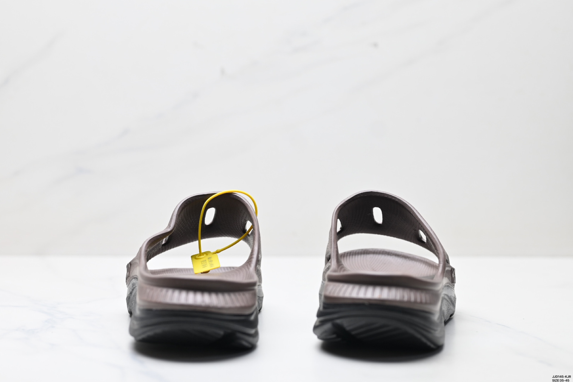 140 HOKA ONE ORA Recovery Slide 3 运动拖鞋