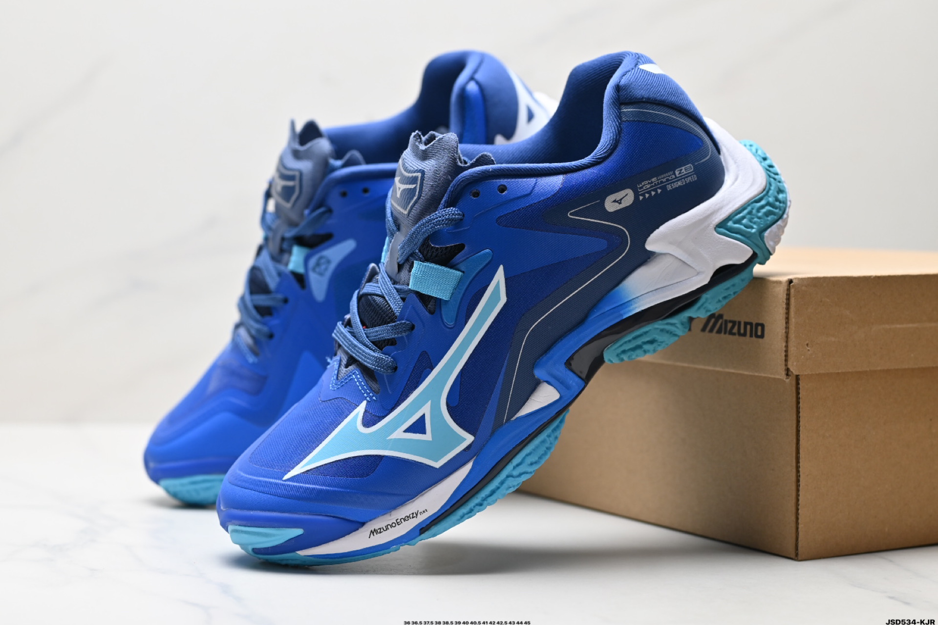 210 Mizuno美津浓 Wave Lightning Z8 舒适 防滑耐磨 低帮 训练鞋 V1GC240010