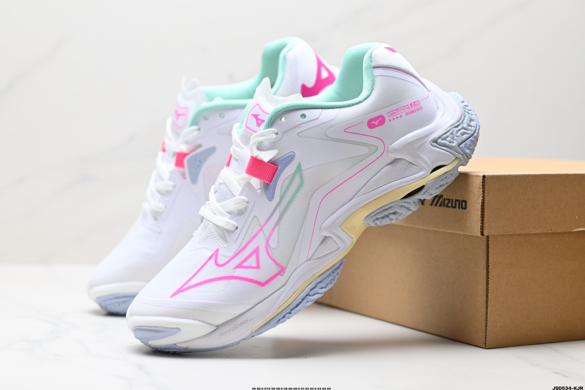210 Mizuno美津浓 Wave Lightning Z8 舒适 防滑耐磨 低帮 训练鞋 V1GC240010