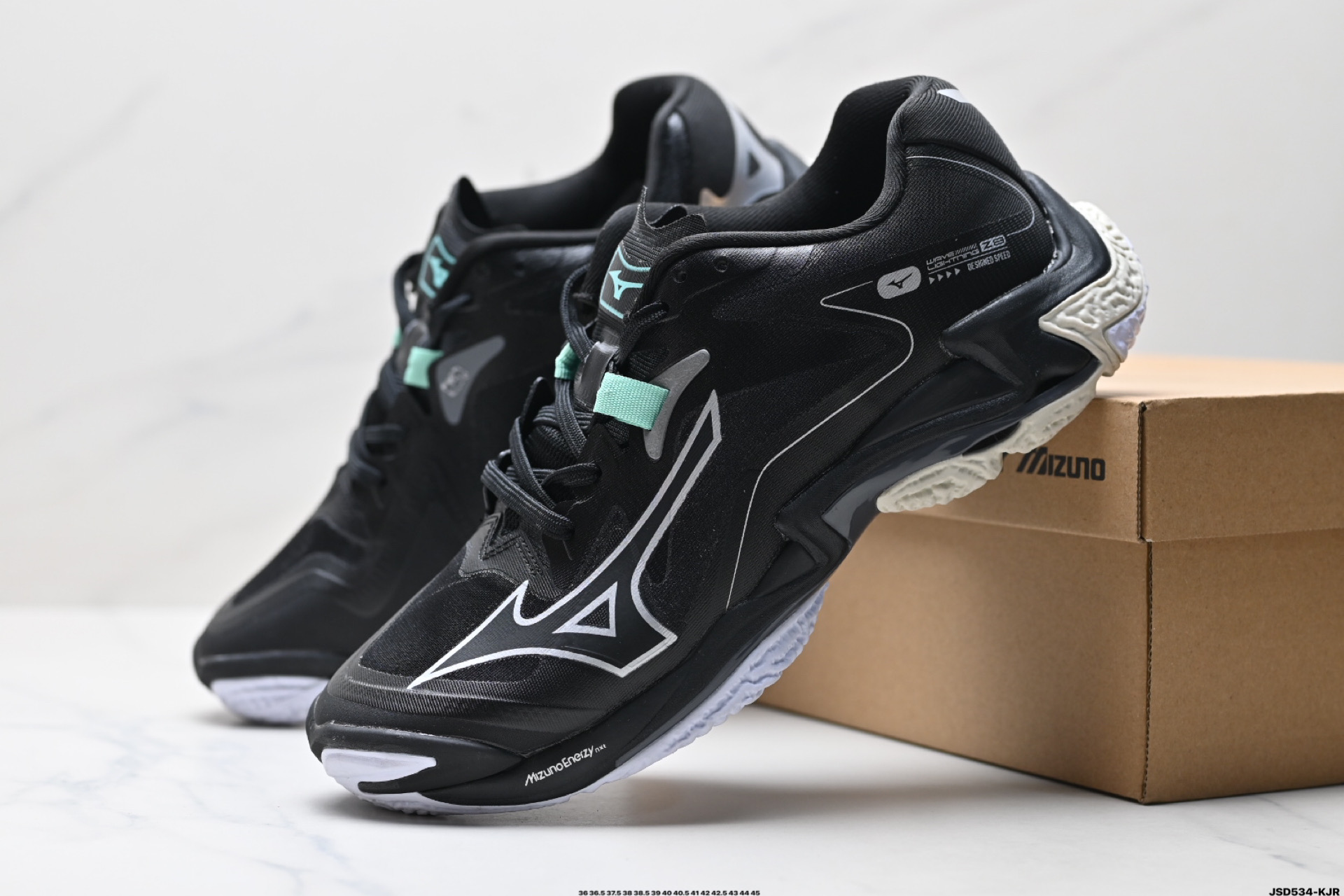 210 Mizuno美津浓 Wave Lightning Z8 舒适 防滑耐磨 低帮 训练鞋 V1GC240010