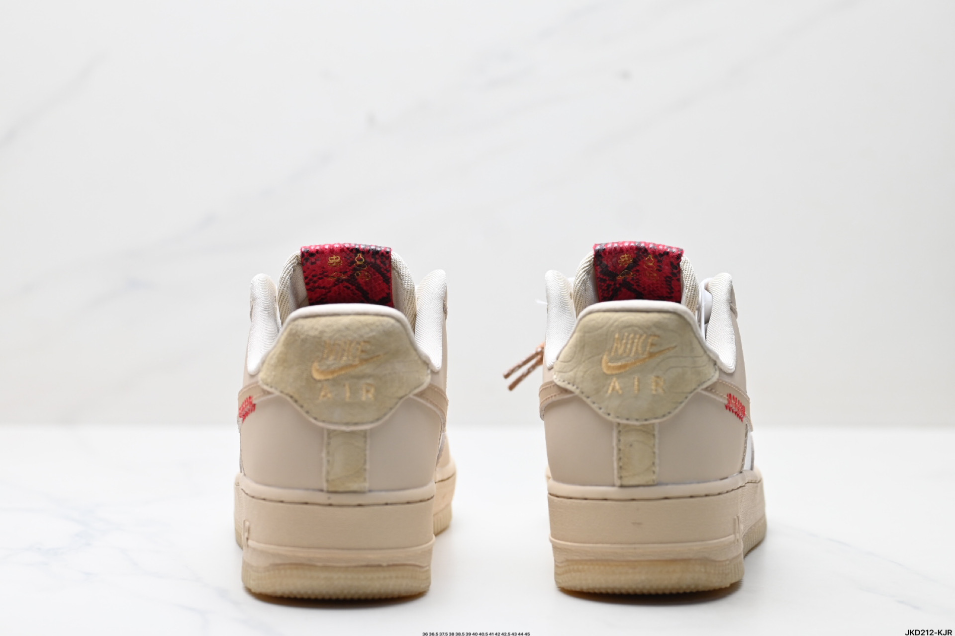 170 耐克Nike Air Force 1“07空军一号低帮百搭休闲运动板鞋 HV5990-172