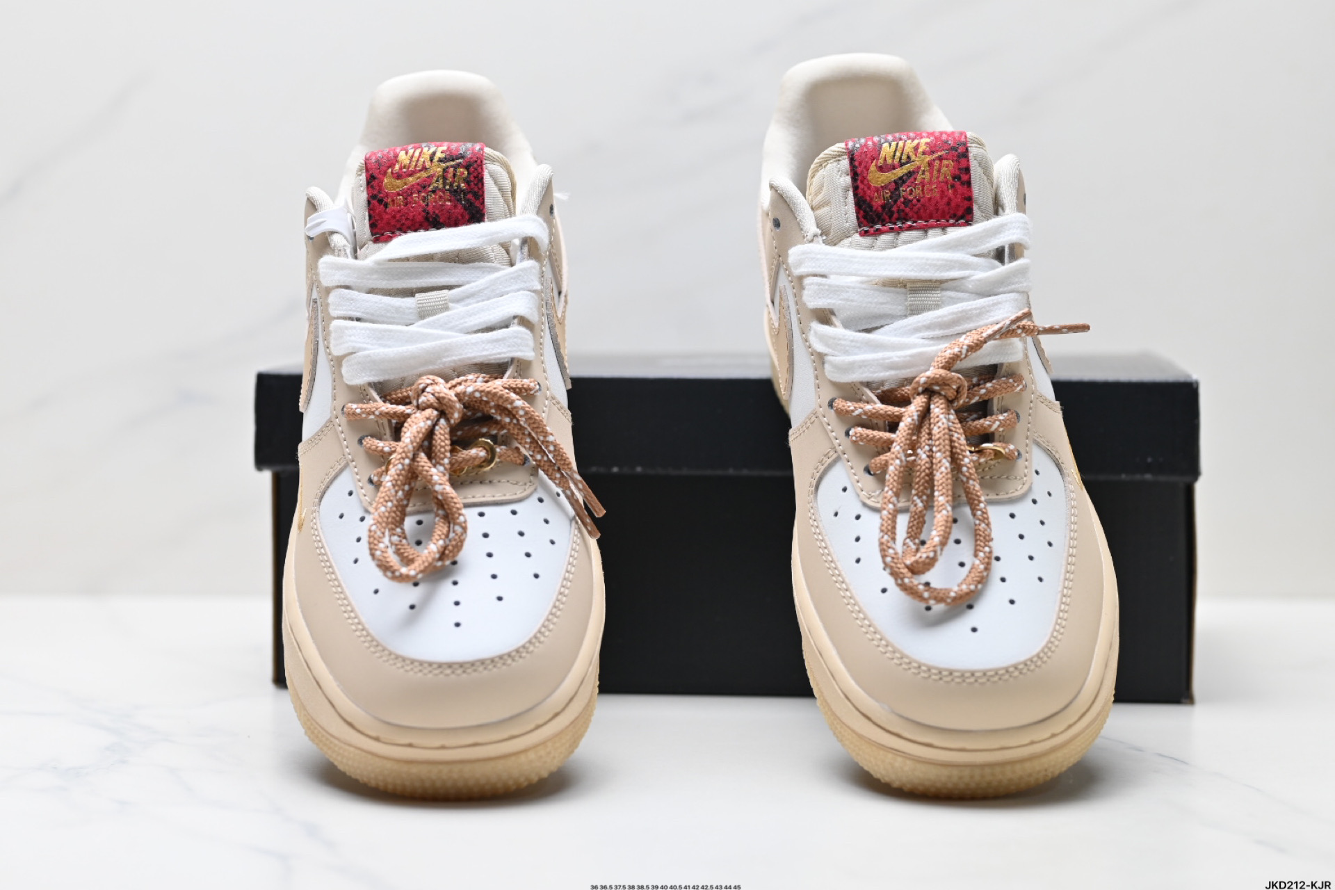 170 耐克Nike Air Force 1“07空军一号低帮百搭休闲运动板鞋 HV5990-172