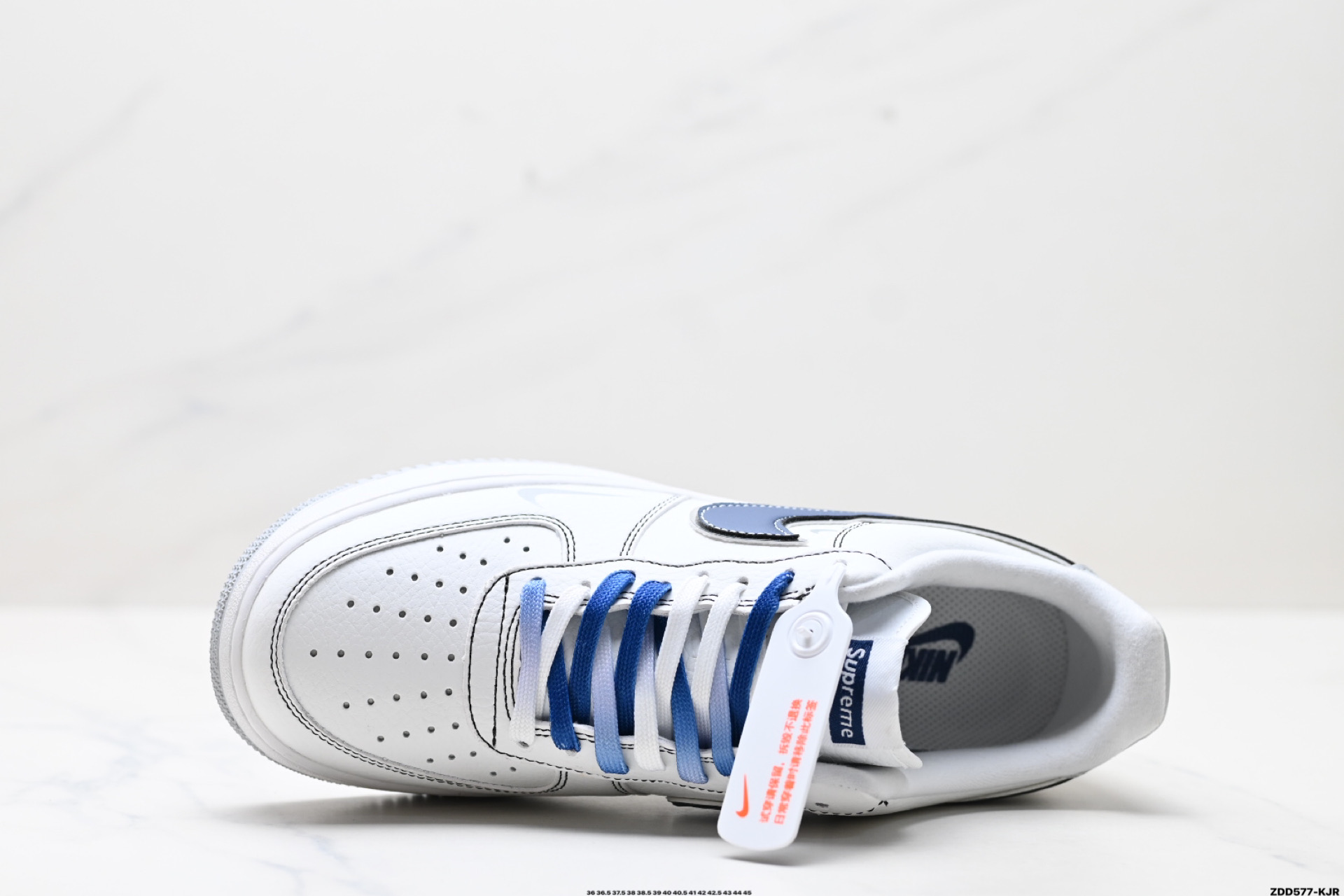 240 NIKE AIR FORCE 1‘07 LX DQ6628-157