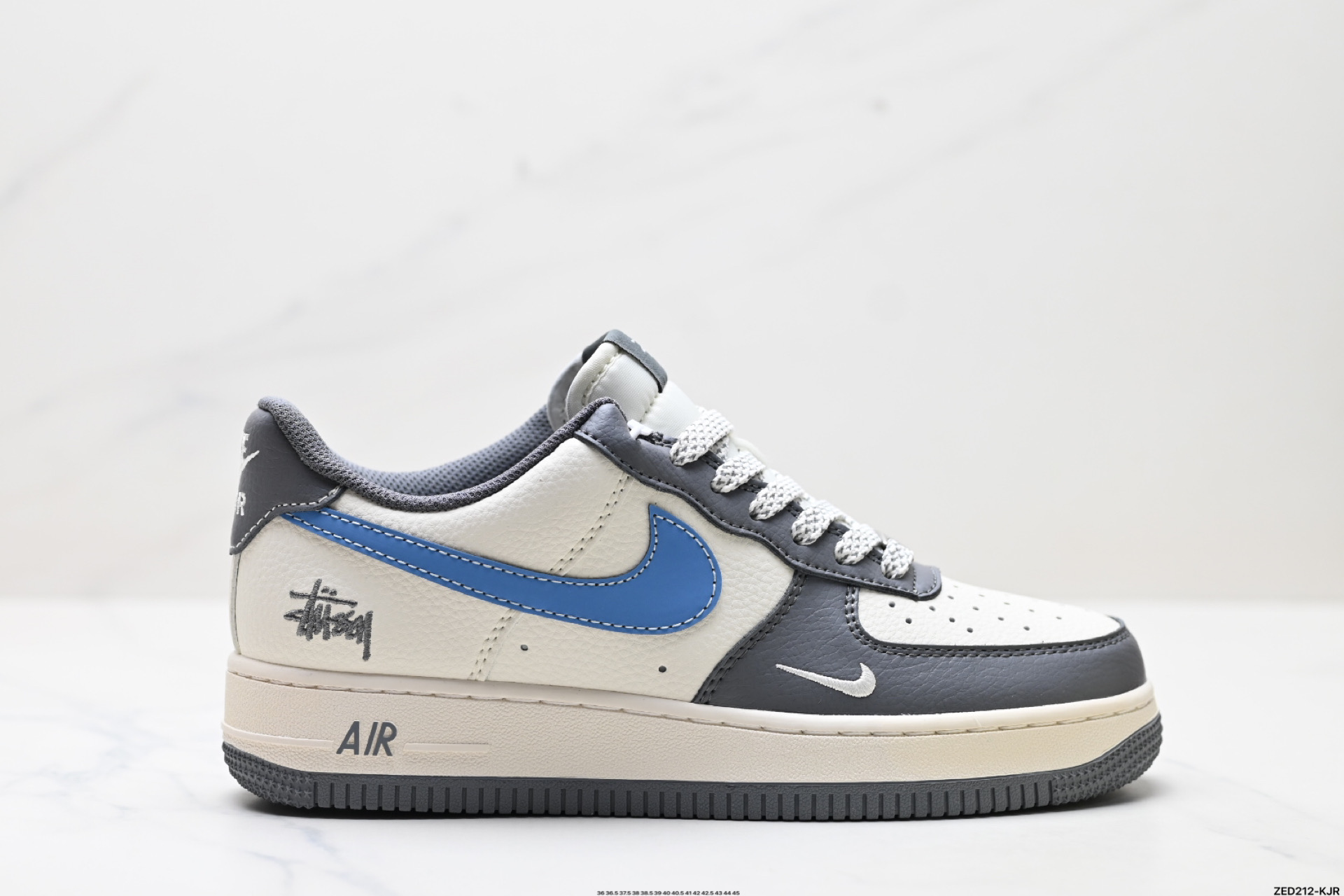 270 NIKE AIR FORCE 1‘07 LV8 XS1958-574