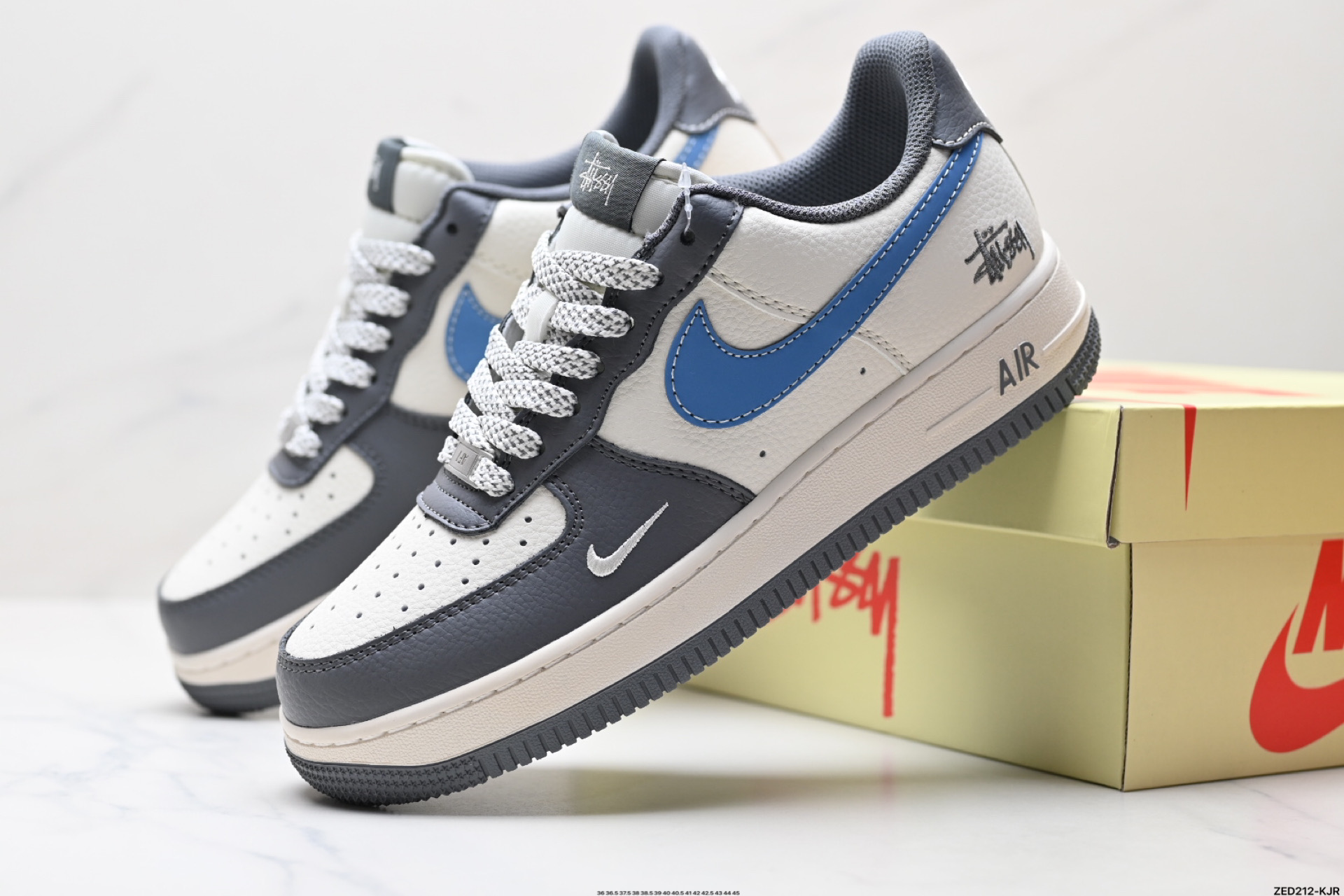 270 NIKE AIR FORCE 1‘07 LV8 XS1958-574