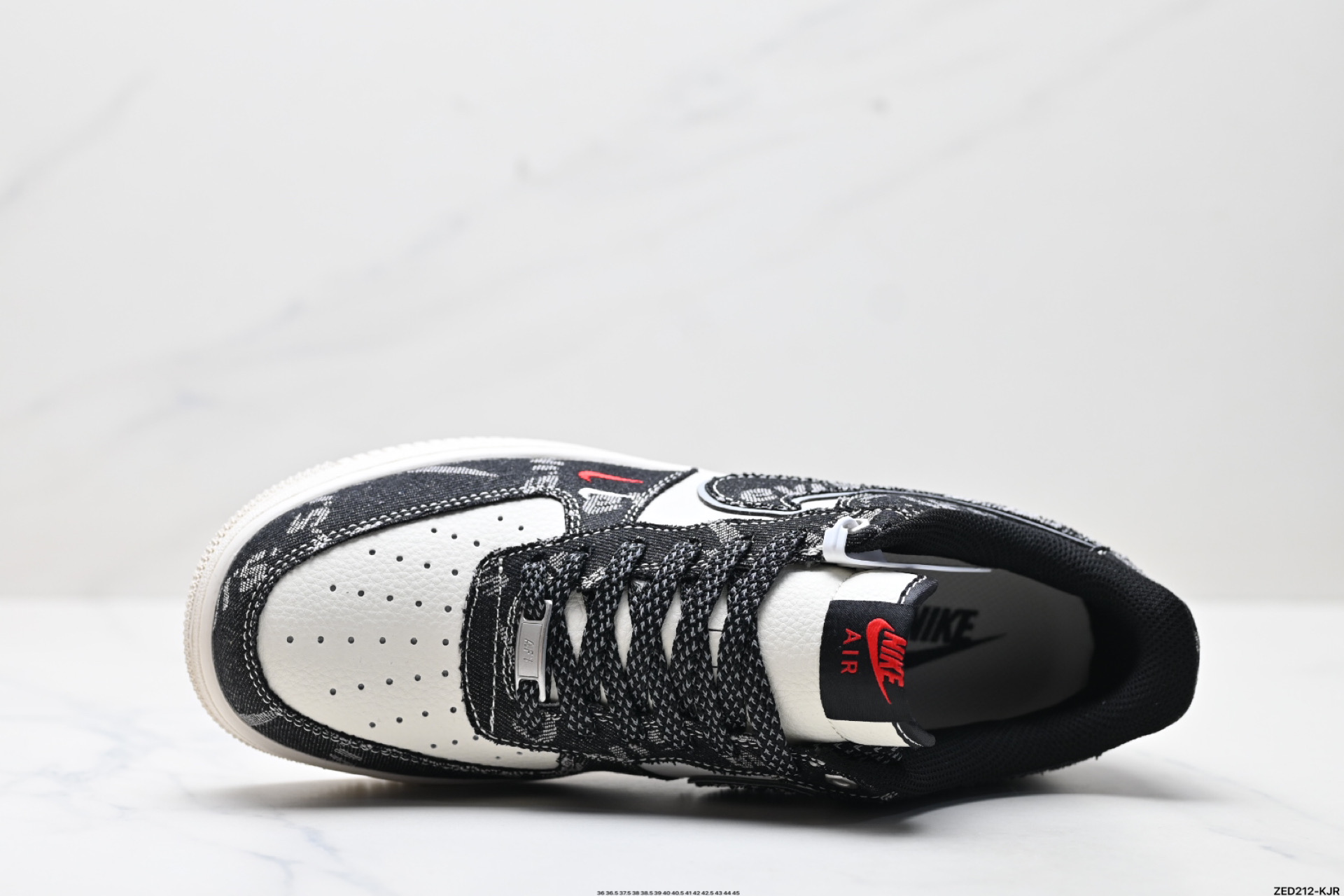270 NIKE AIR FORCE 1‘07 LV8 YX5066-312