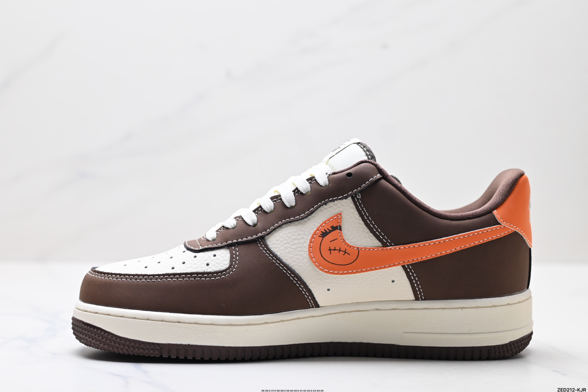 270 NIKE AIR FORCE 1‘07 LV8 KK1988-080