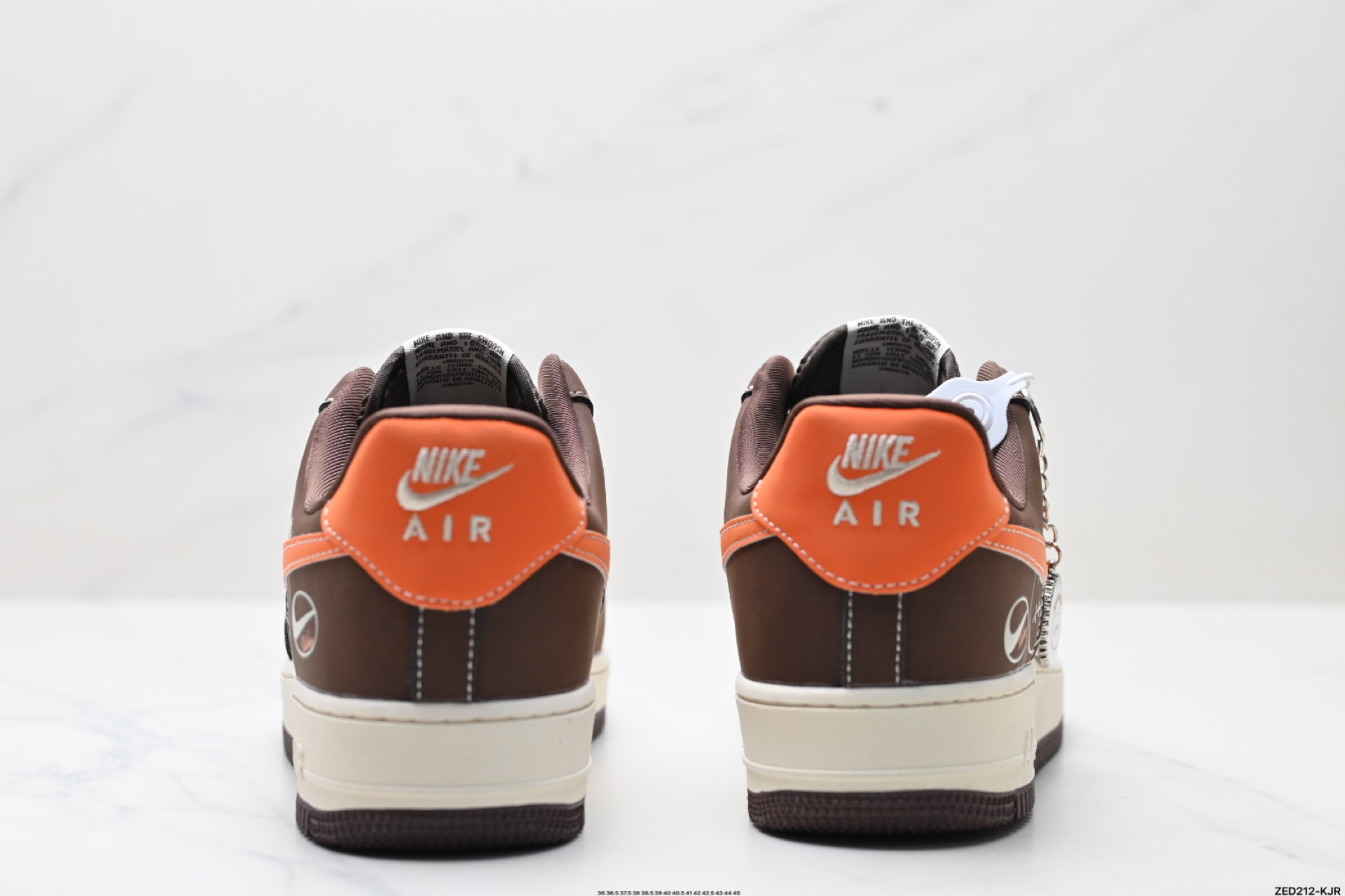 270 NIKE AIR FORCE 1‘07 LV8 KK1988-080