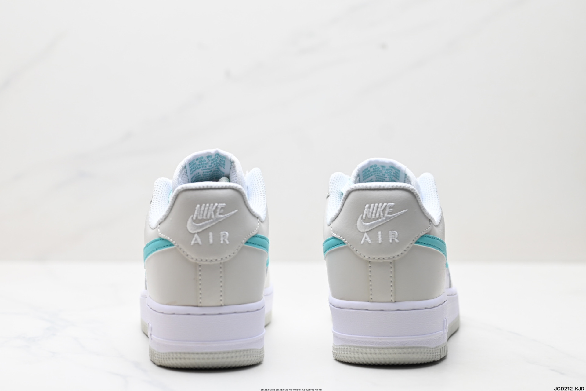 190 NIKE AIR FORCE 1‘07 LZ6699-555
