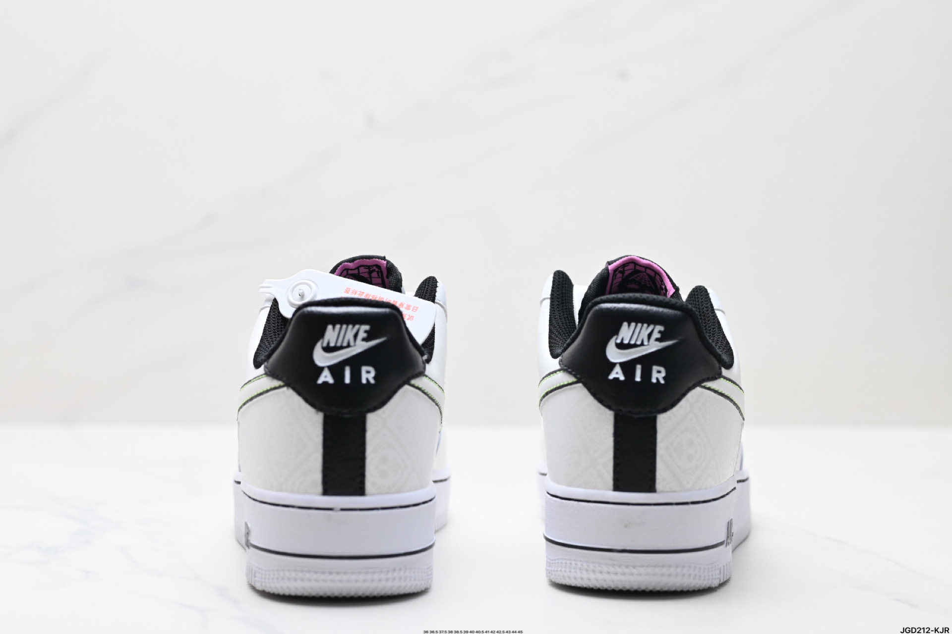 190 NIKE AIR FORCE 1‘07 CT1138-100