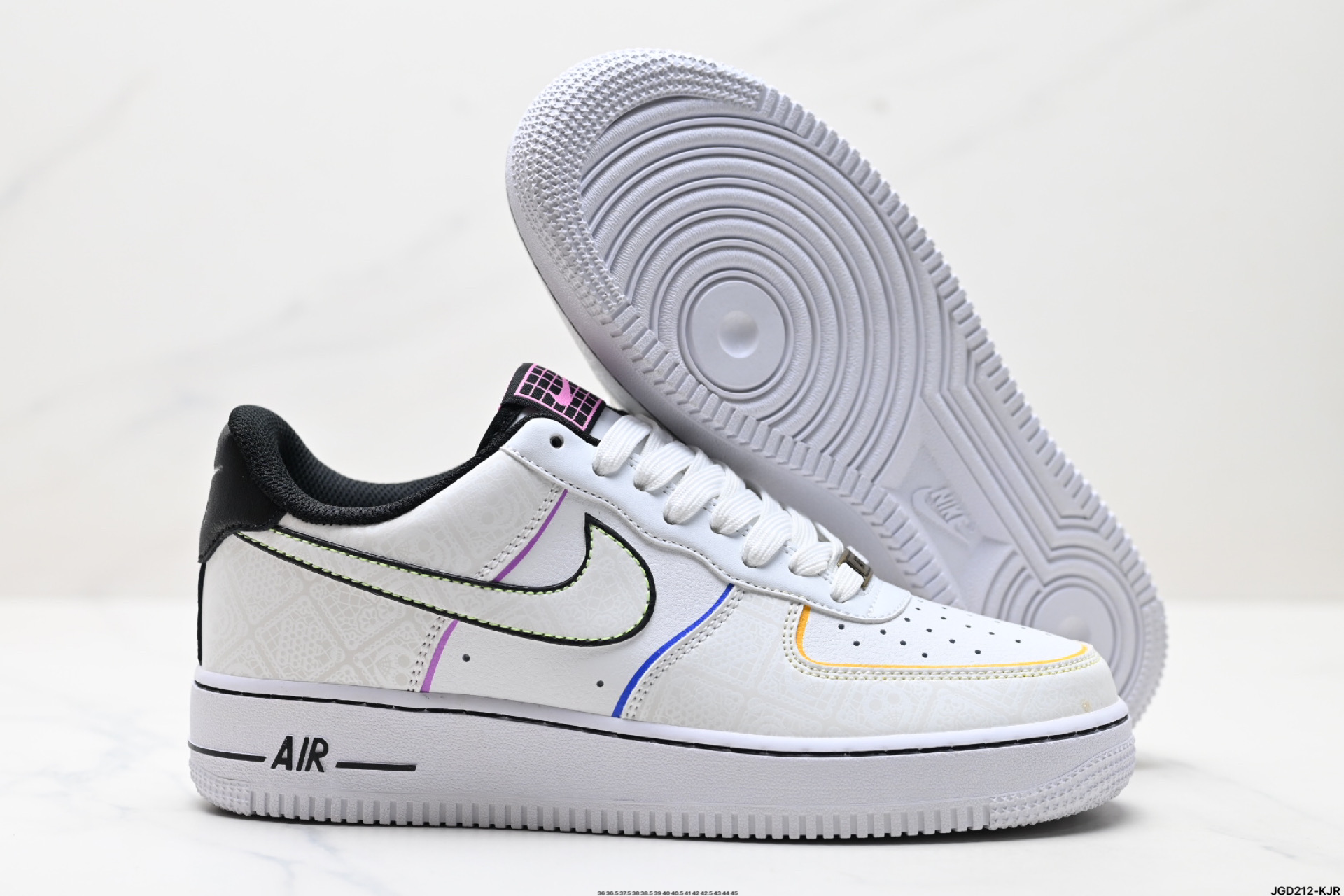 190 NIKE AIR FORCE 1‘07 CT1138-100