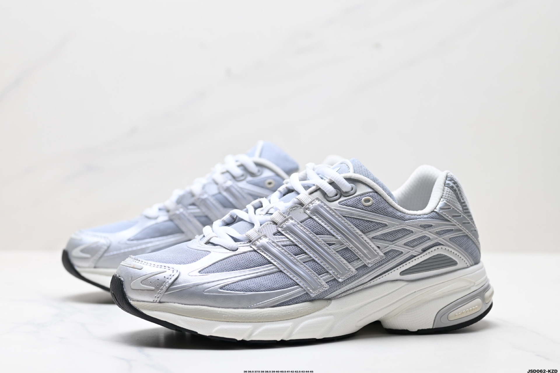 Adidas Adistar Cushion 阿迪达斯 防滑耐磨 低帮 跑步鞋 老爹鞋 ID5748