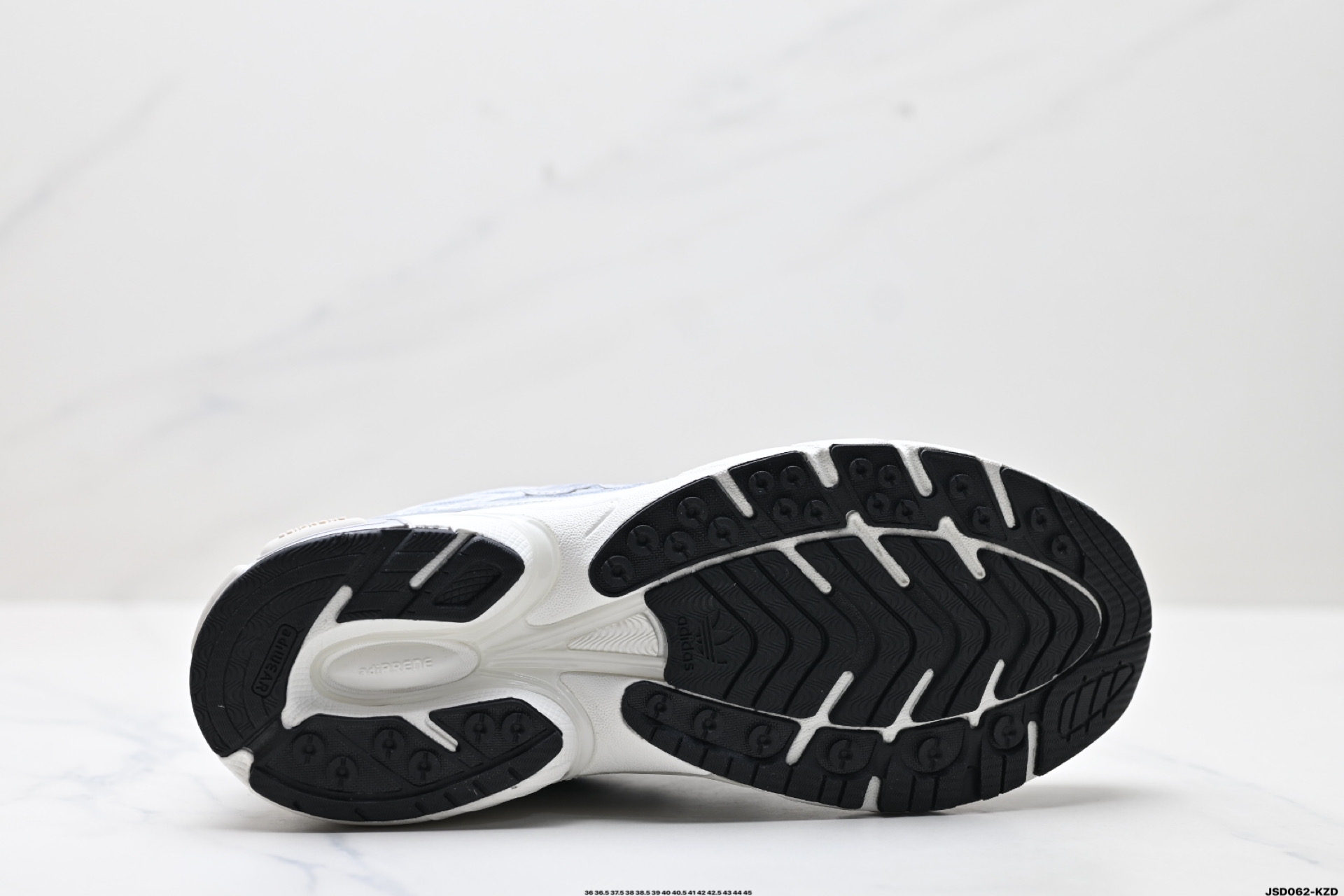 Adidas Adistar Cushion 阿迪达斯 防滑耐磨 低帮 跑步鞋 老爹鞋 ID5748