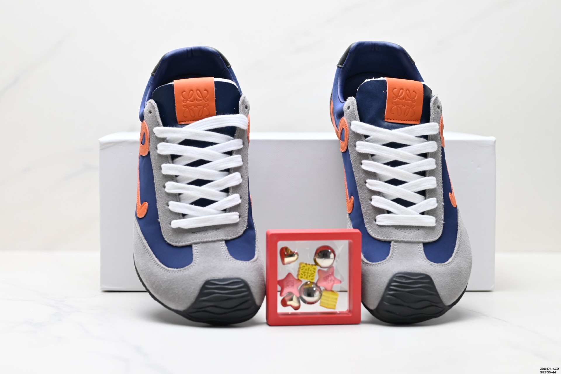 LOEWE罗意威 Ballet Runner 2.0小牛皮 圆头系带 低帮 生活休闲鞋