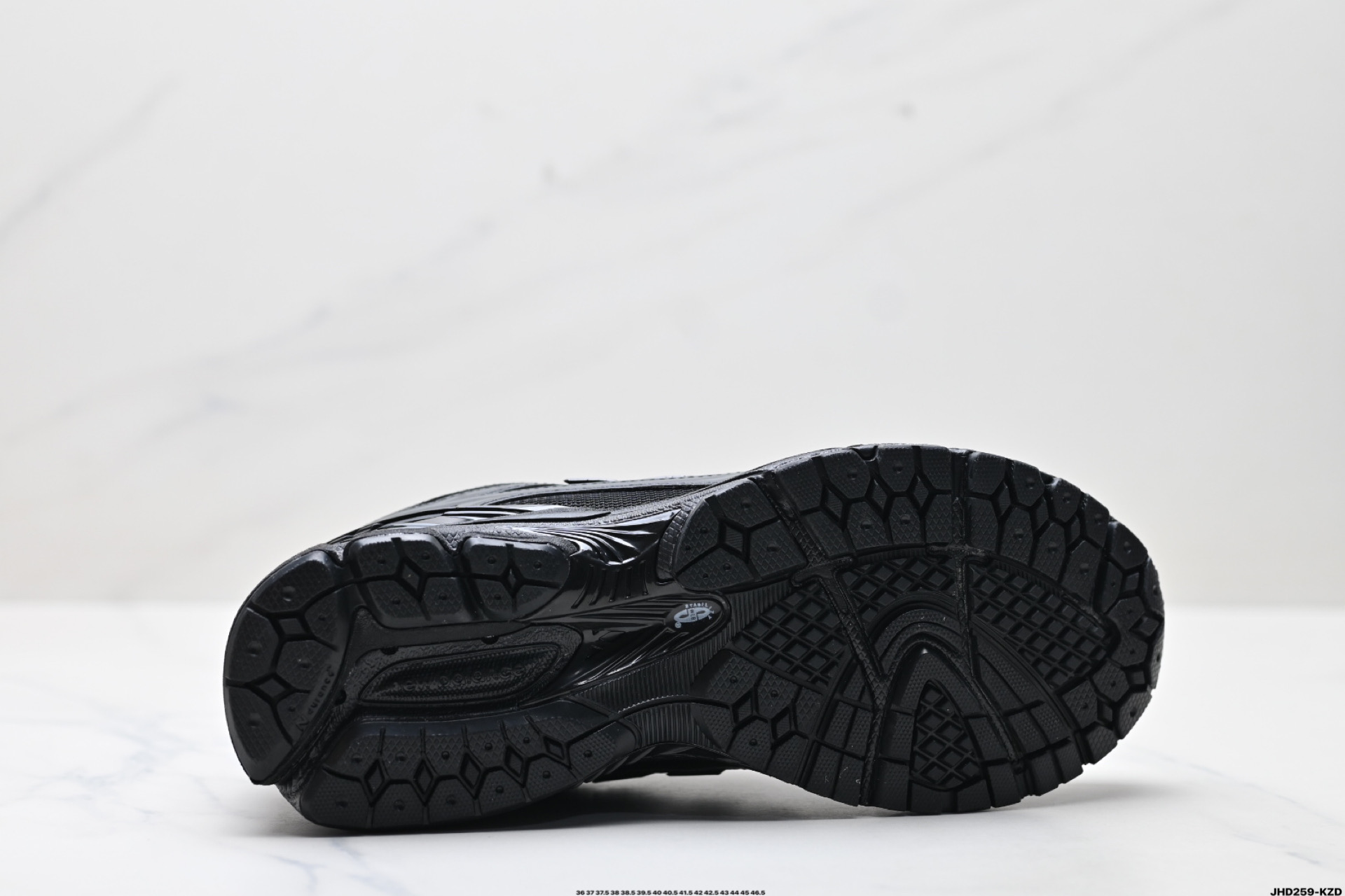 200 New Balance M1906系列 复古单品宝藏老爹鞋款 M1906RBB