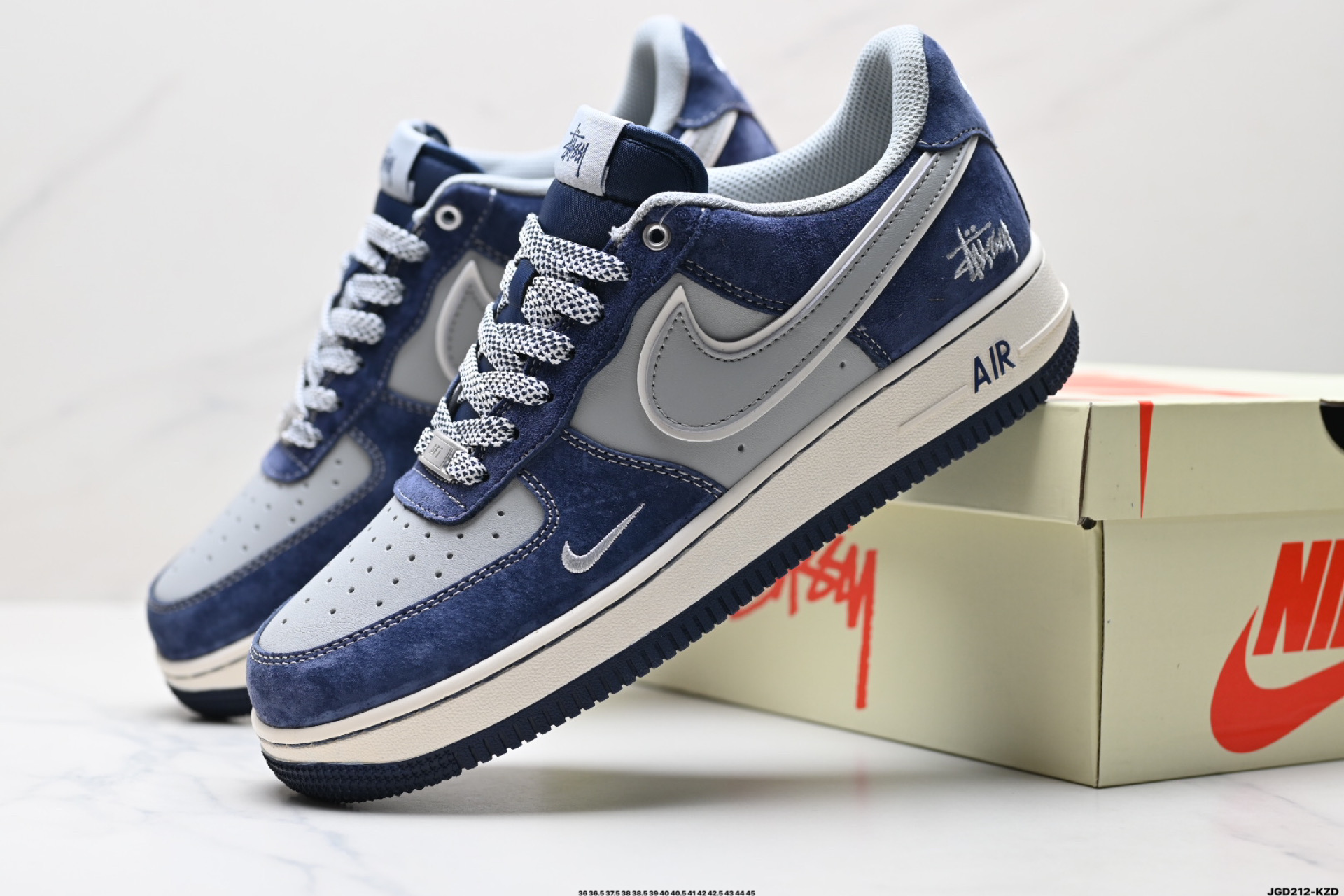 NIKE AIR FORCE 1‘07 LV8 SJ6698-007