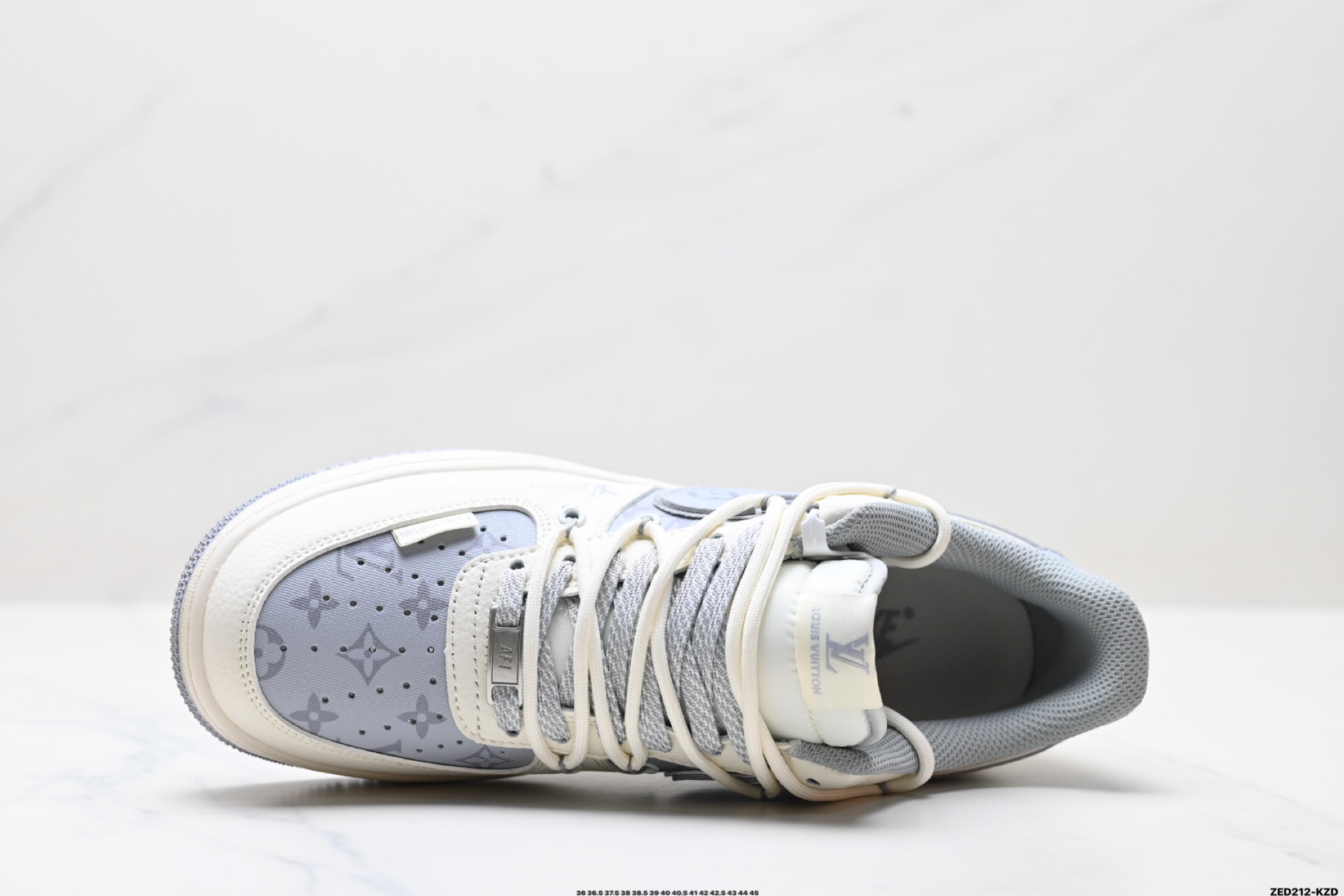 270 NIKE AIR FORCE 1‘07 LV8 DM6868-062