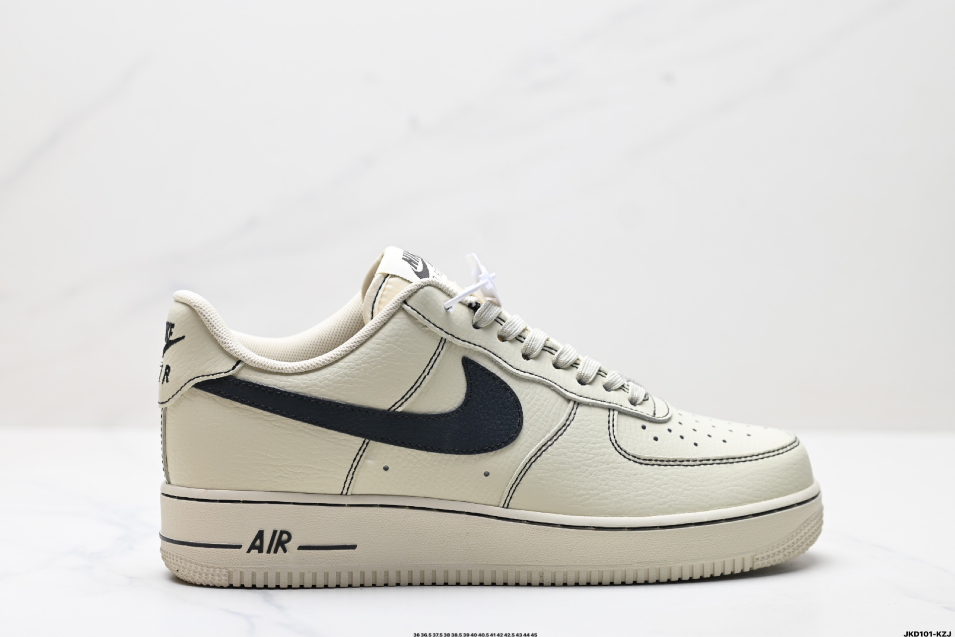 170 耐克Nike Air Force 1“07空军一号低帮百搭休闲运动板鞋 HQ2037-200