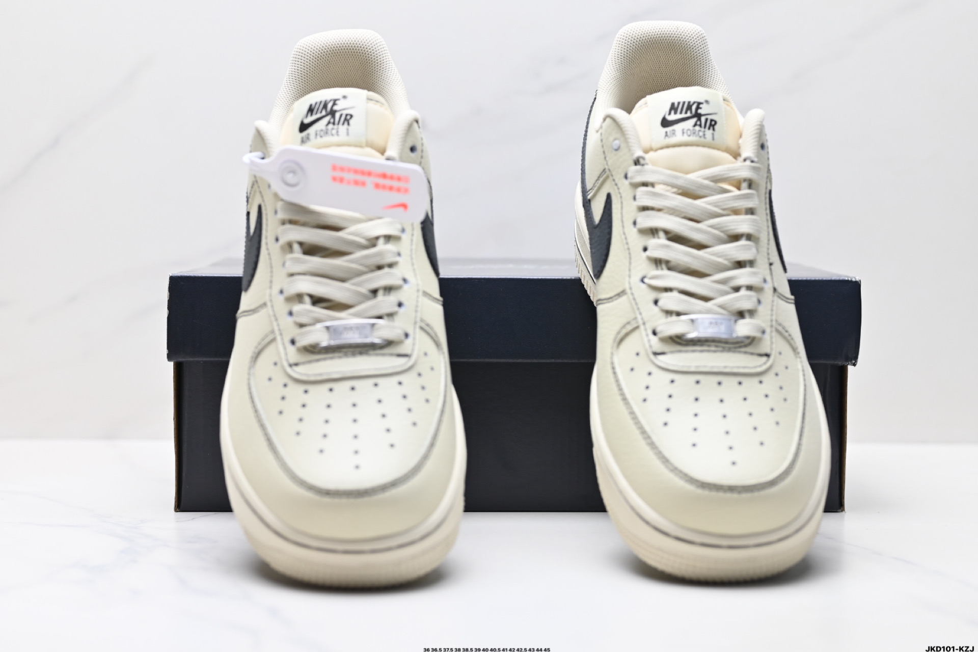 170 耐克Nike Air Force 1“07空军一号低帮百搭休闲运动板鞋 HQ2037-200