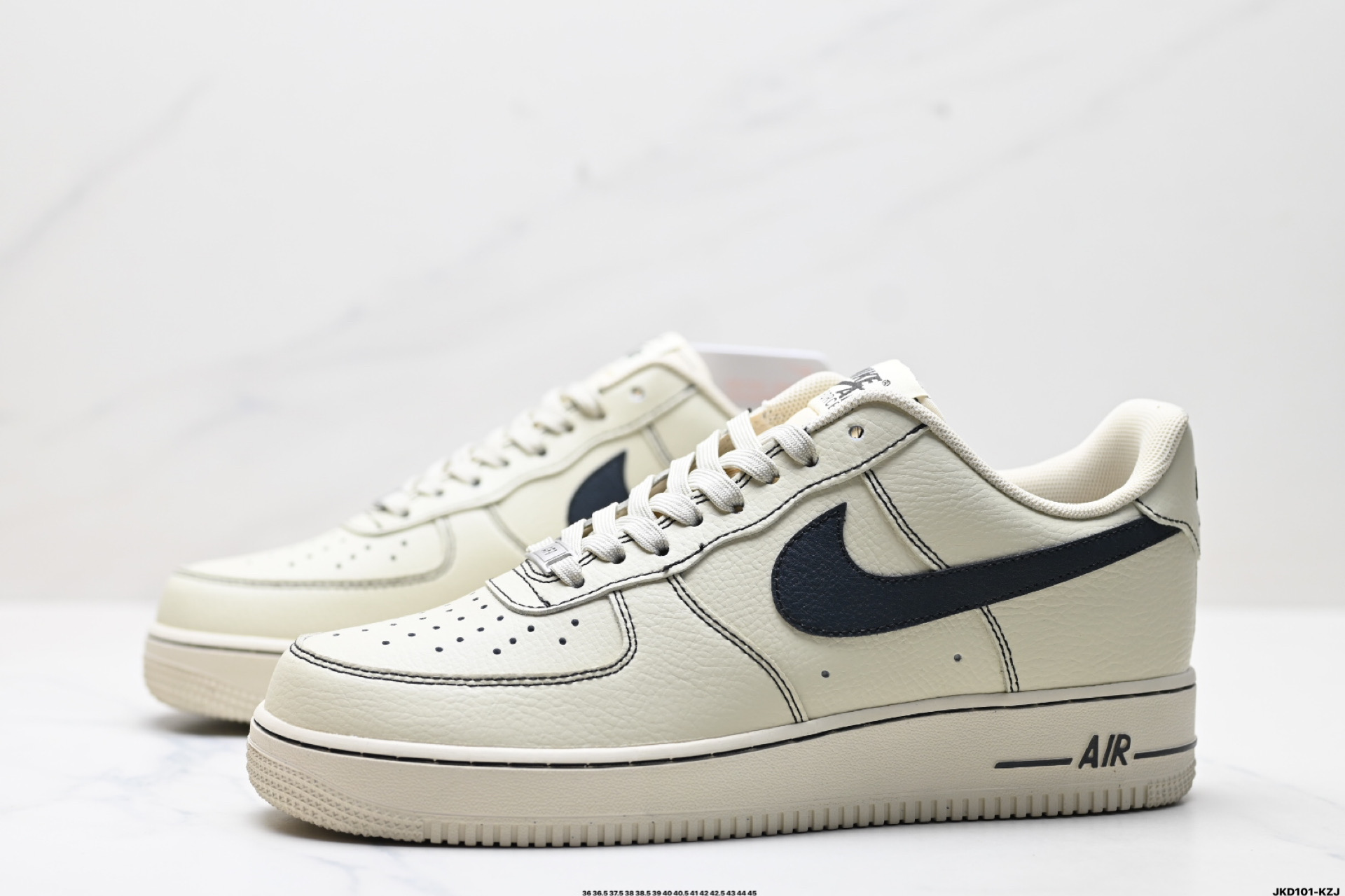 170 耐克Nike Air Force 1“07空军一号低帮百搭休闲运动板鞋 HQ2037-200