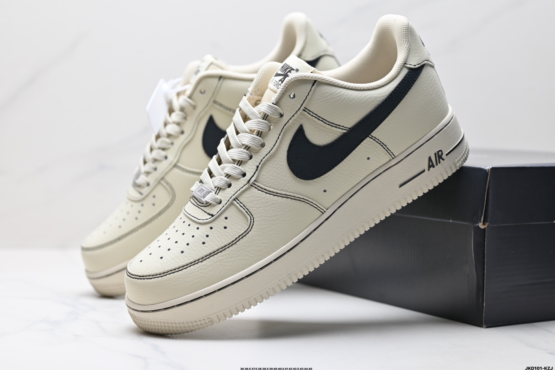 170 耐克Nike Air Force 1“07空军一号低帮百搭休闲运动板鞋 HQ2037-200