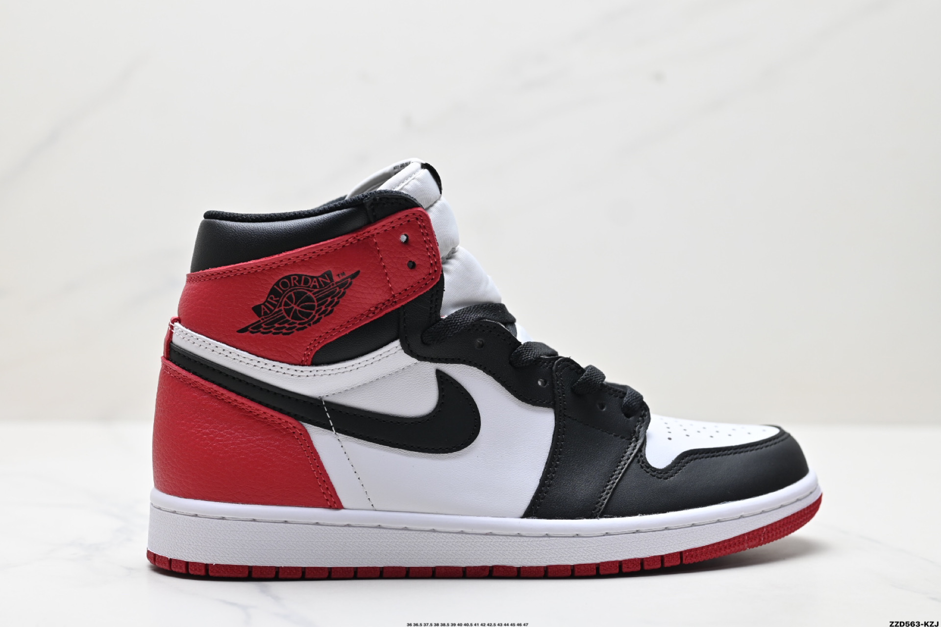260 Nike Air Jordan 1 Retro High AJ1代迈克尔·乔丹高帮耐克经典复古百搭休闲文化运动篮球鞋 555088-125