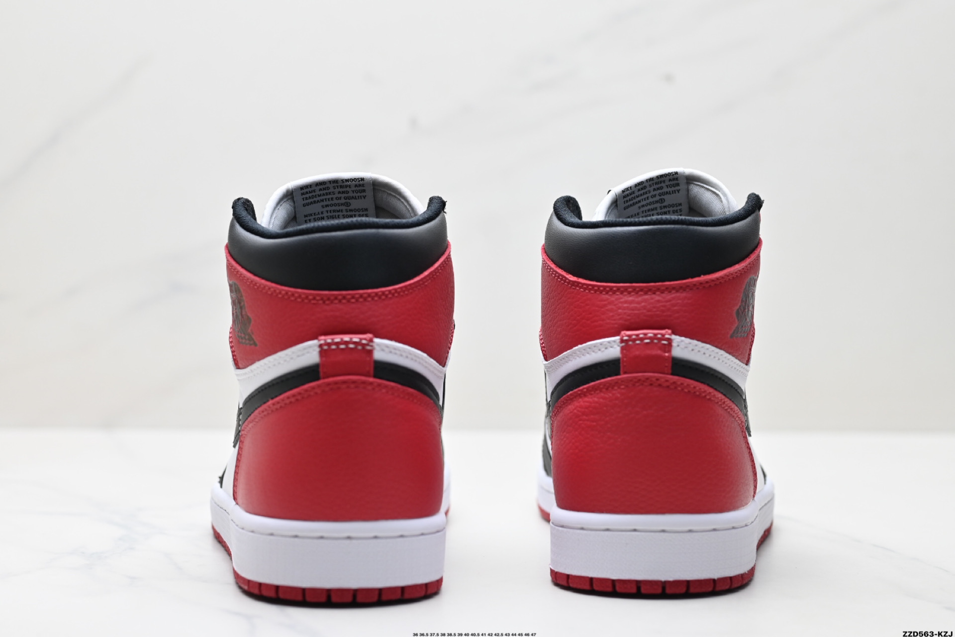 260 Nike Air Jordan 1 Retro High AJ1代迈克尔·乔丹高帮耐克经典复古百搭休闲文化运动篮球鞋 555088-125