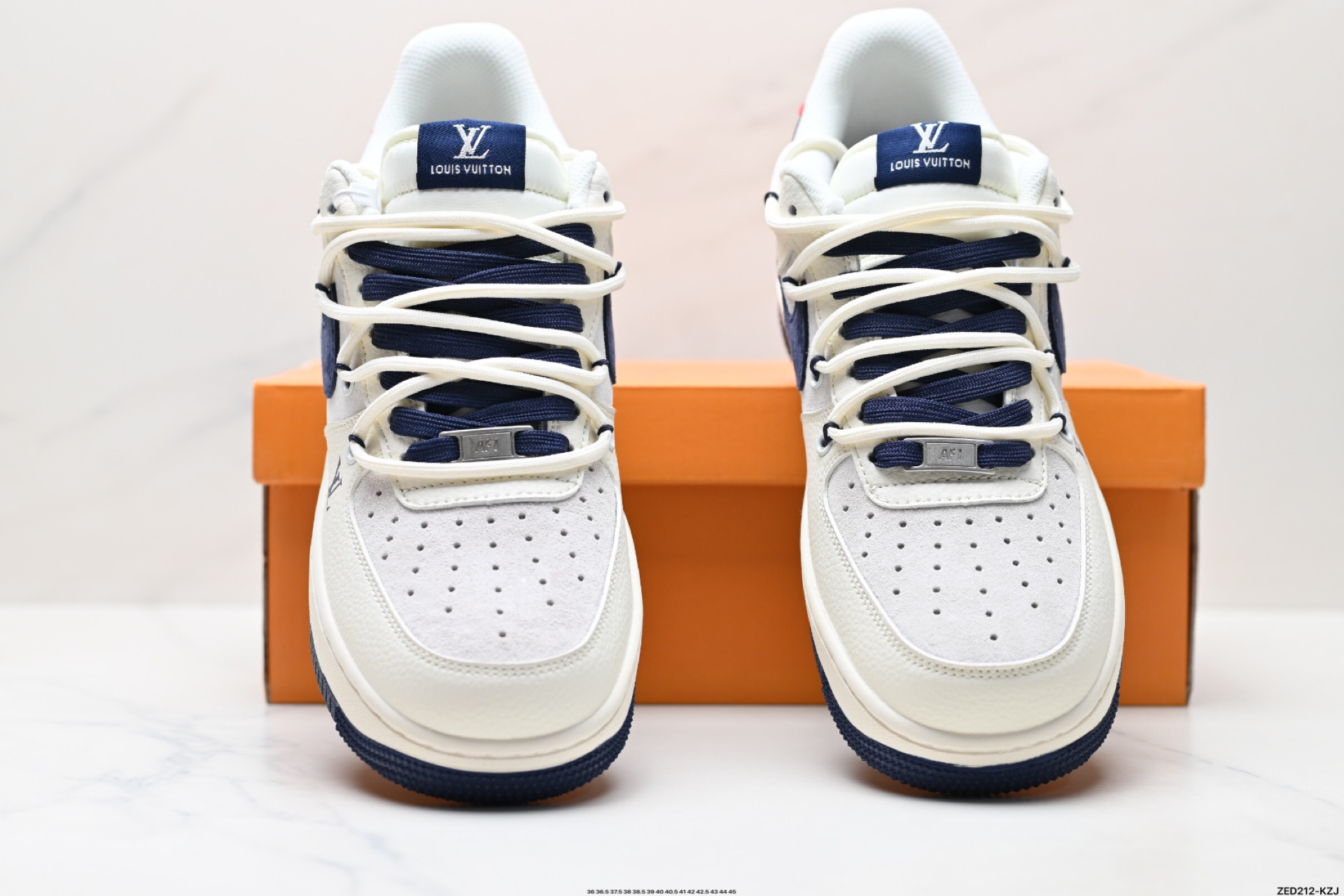 270 NIKE AIR FORCE 1‘07 LV8 DM6868-083