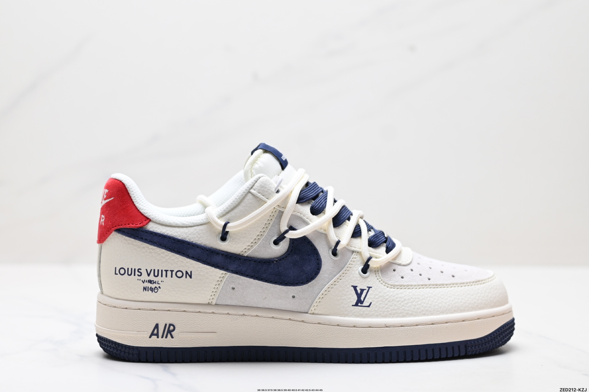270 NIKE AIR FORCE 1‘07 LV8 DM6868-083