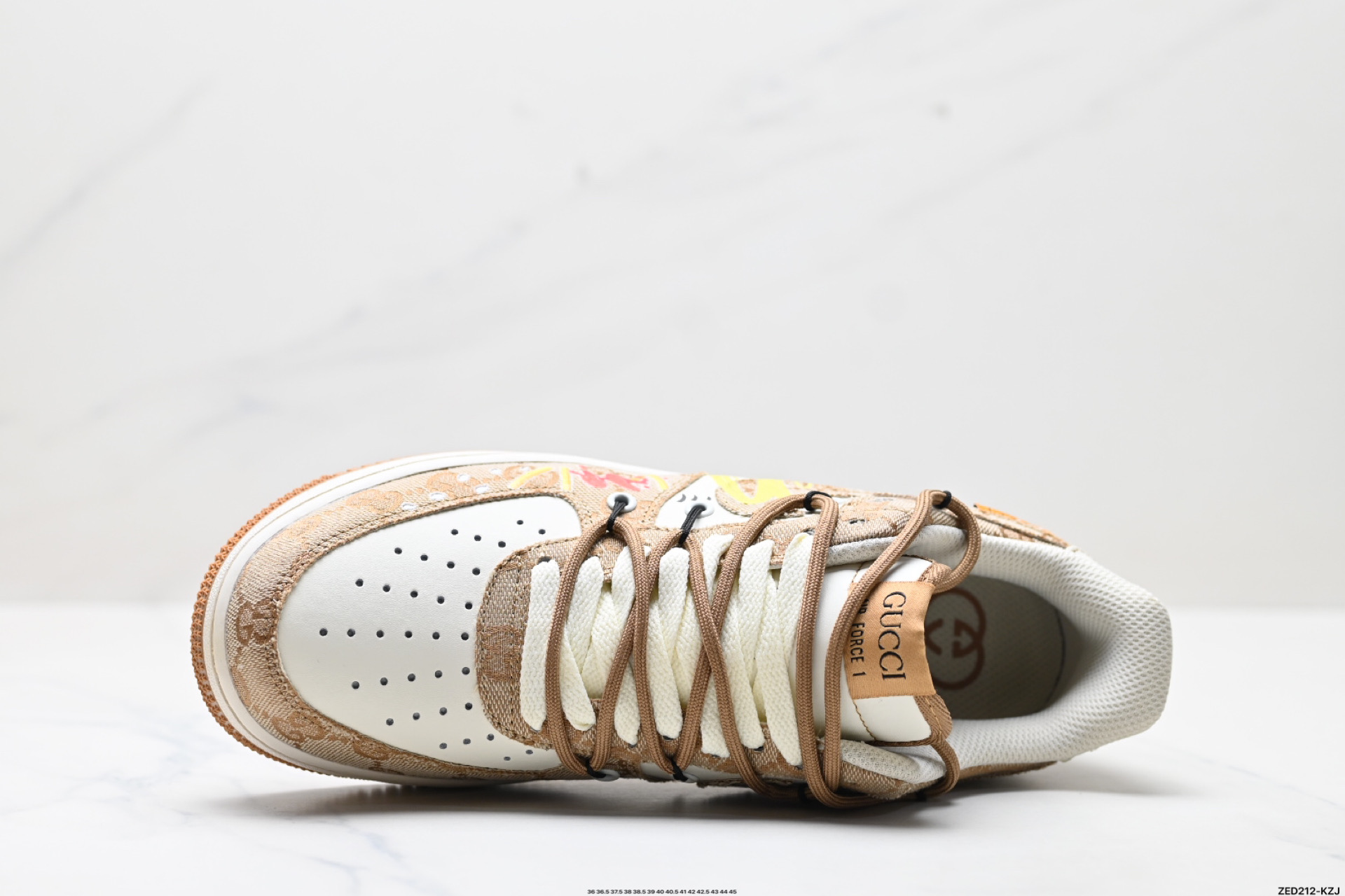 270 NIKE AIR FORCE 1‘07 BD0077-111