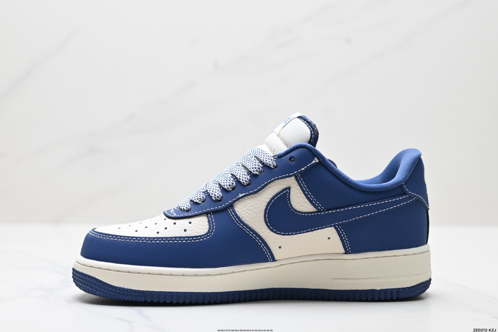 270 NIKE AIR FORCE 1‘07 KK1988-079