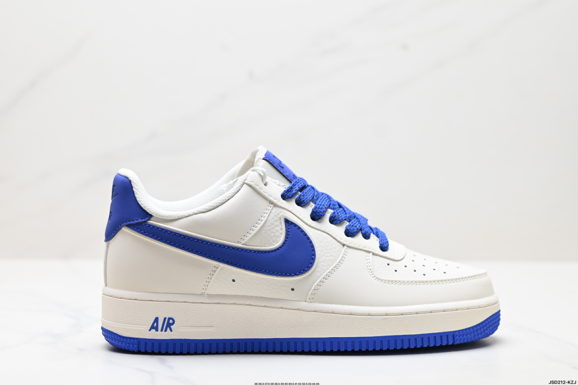 210 NIKE AIR FORCE 1‘07 LV8 GL6835-010