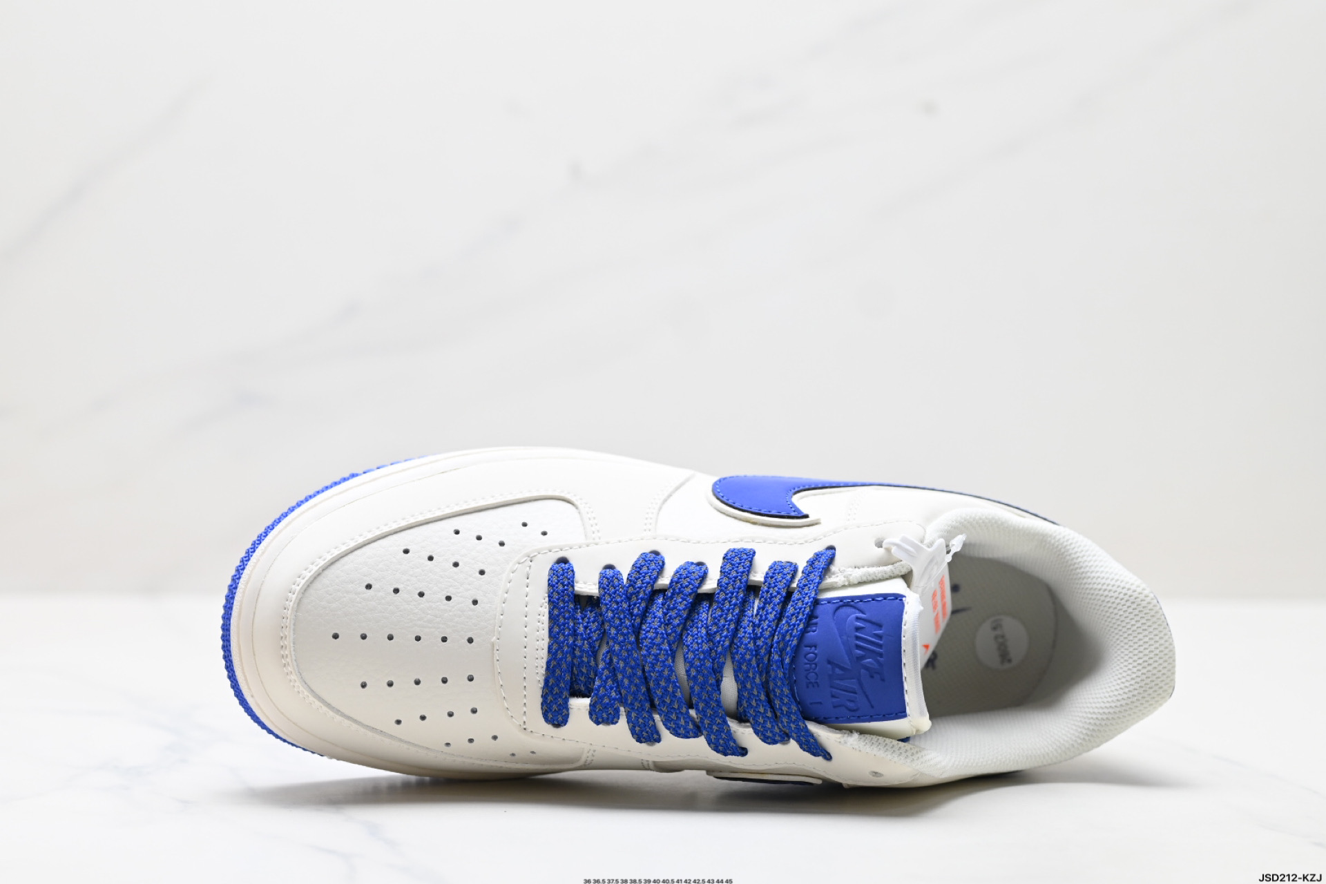 210 NIKE AIR FORCE 1‘07 LV8 GL6835-010