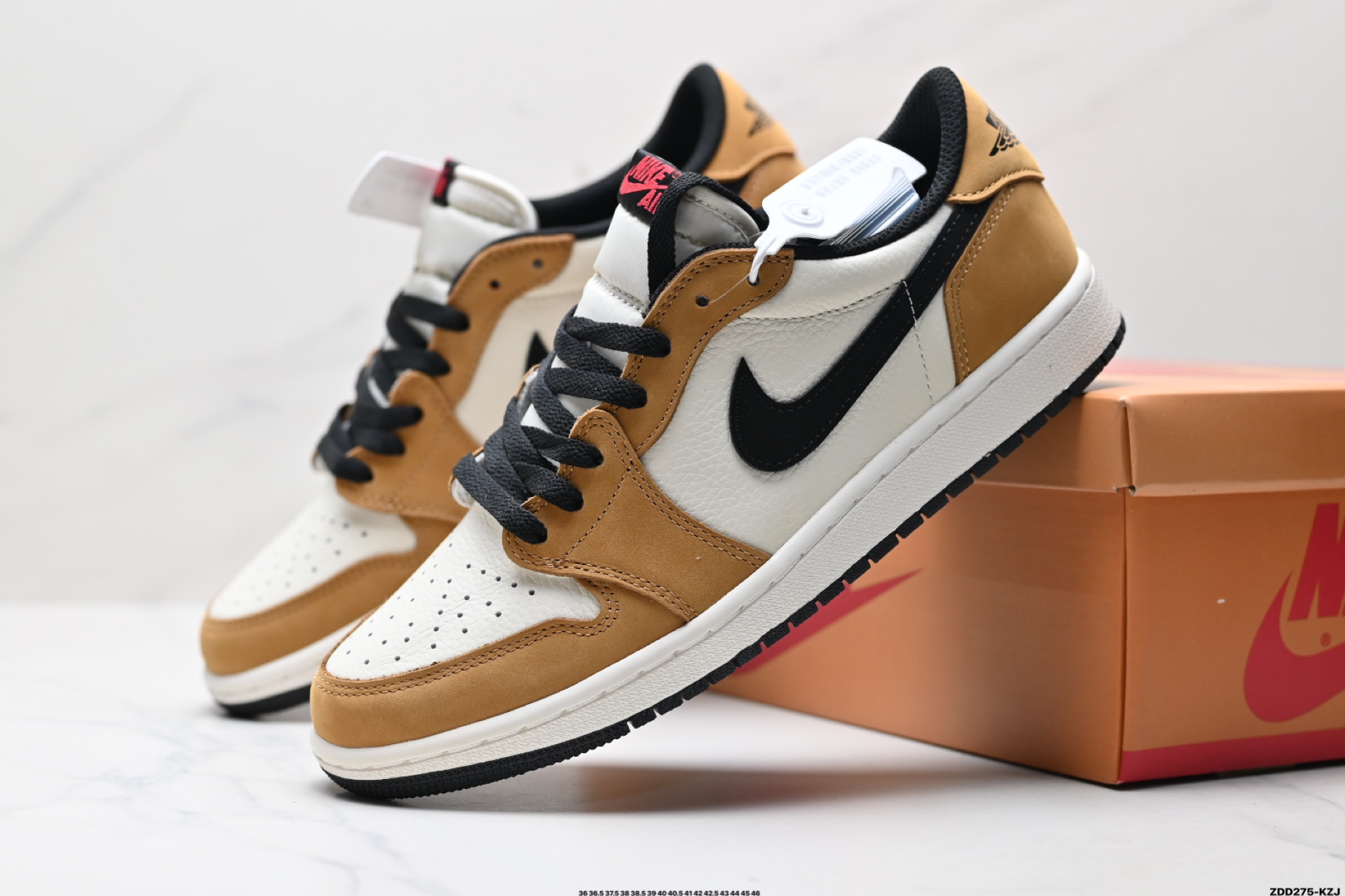 Nike Air Jordan 1 Low AJ1乔1低帮休闲板鞋 CZ0790-107