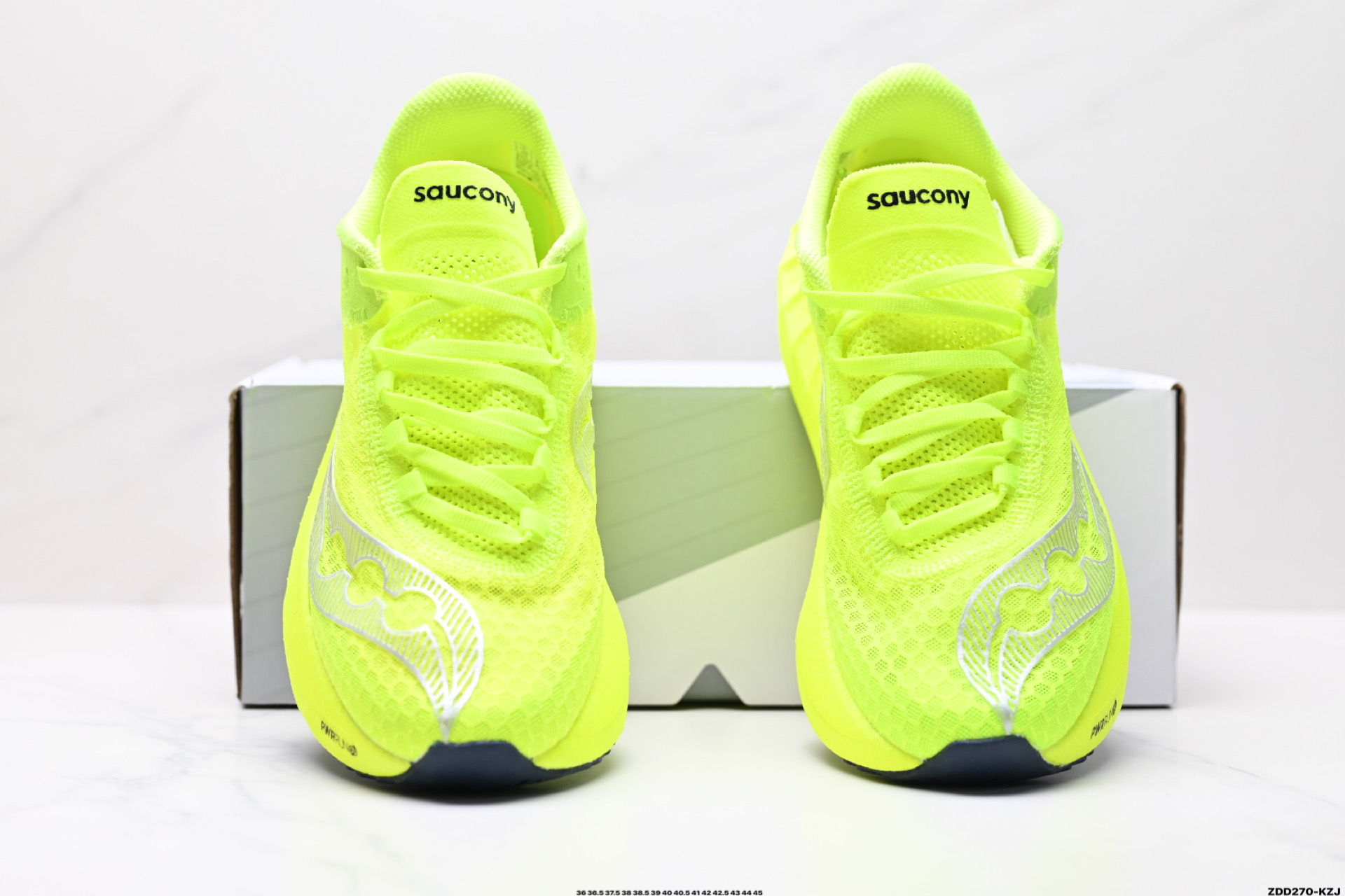 240 SAUCONY索康尼 ENDORPHIN PRO4系列 男女低帮缓震跑步鞋 S10939-223