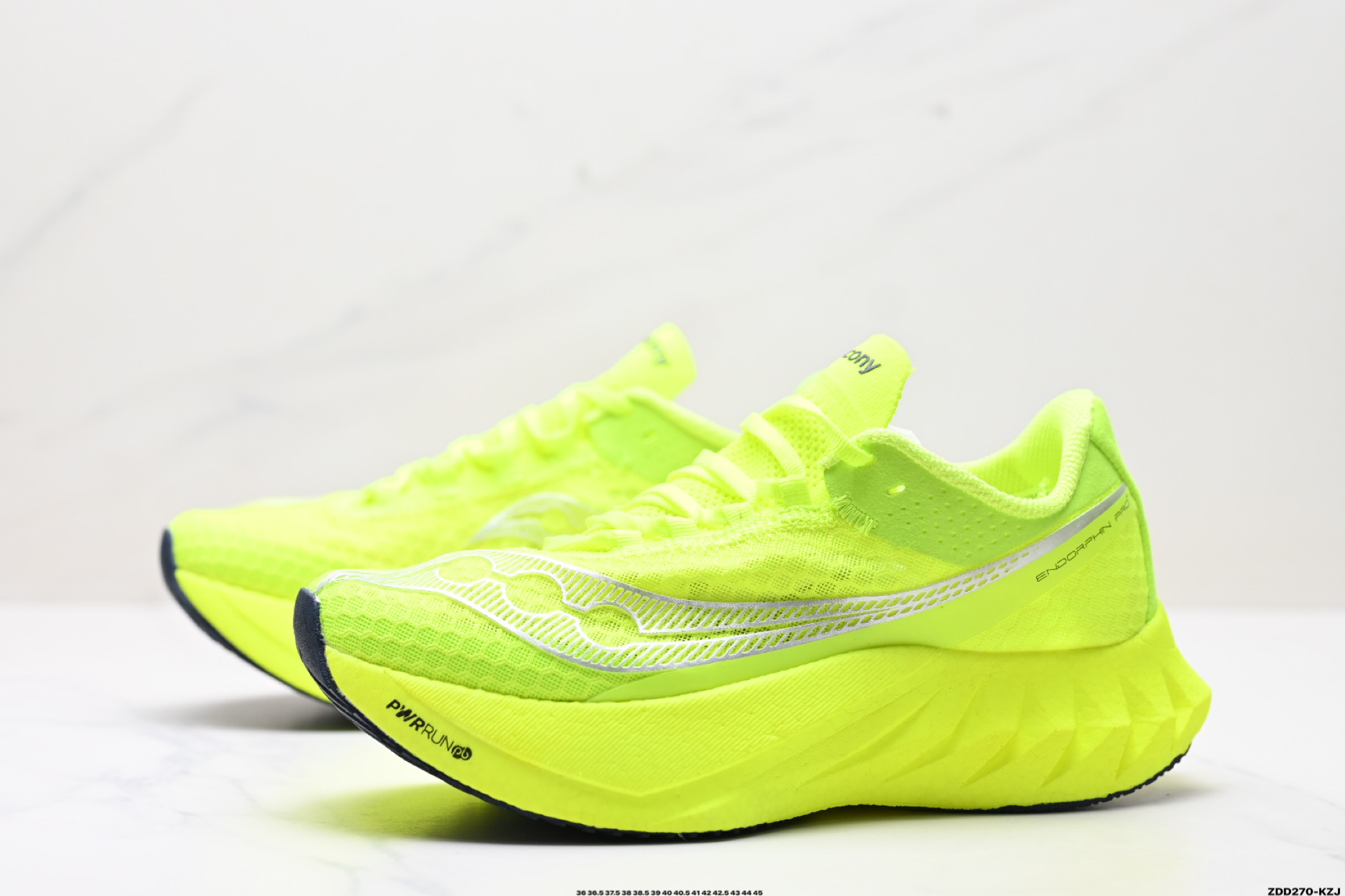 240 SAUCONY索康尼 ENDORPHIN PRO4系列 男女低帮缓震跑步鞋 S10939-223