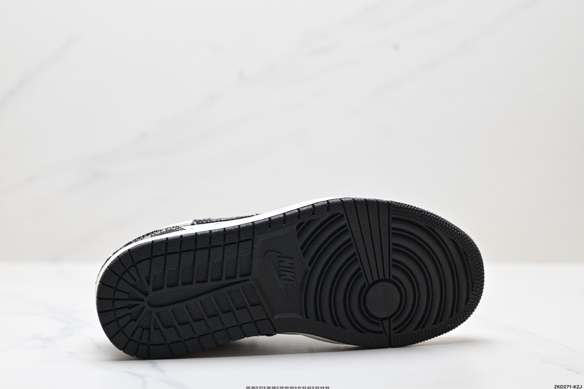 280 Nike Air Jordan 1 Low AJ1乔1低帮休闲板鞋 YX5066-332