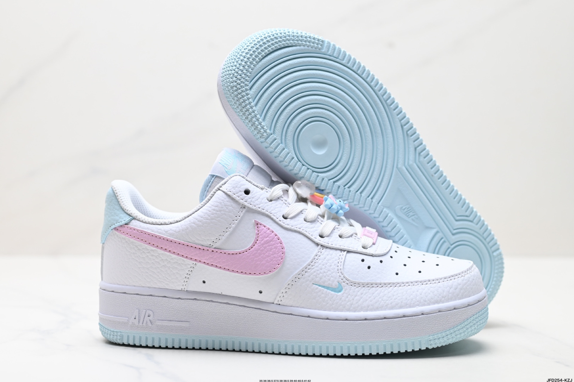 180 耐克Nike Air Force 1“07空军一号低帮百搭休闲运动板鞋 IH0640-161