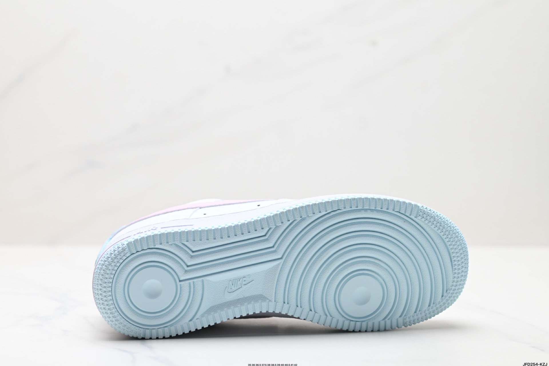 180 耐克Nike Air Force 1“07空军一号低帮百搭休闲运动板鞋 IH0640-161