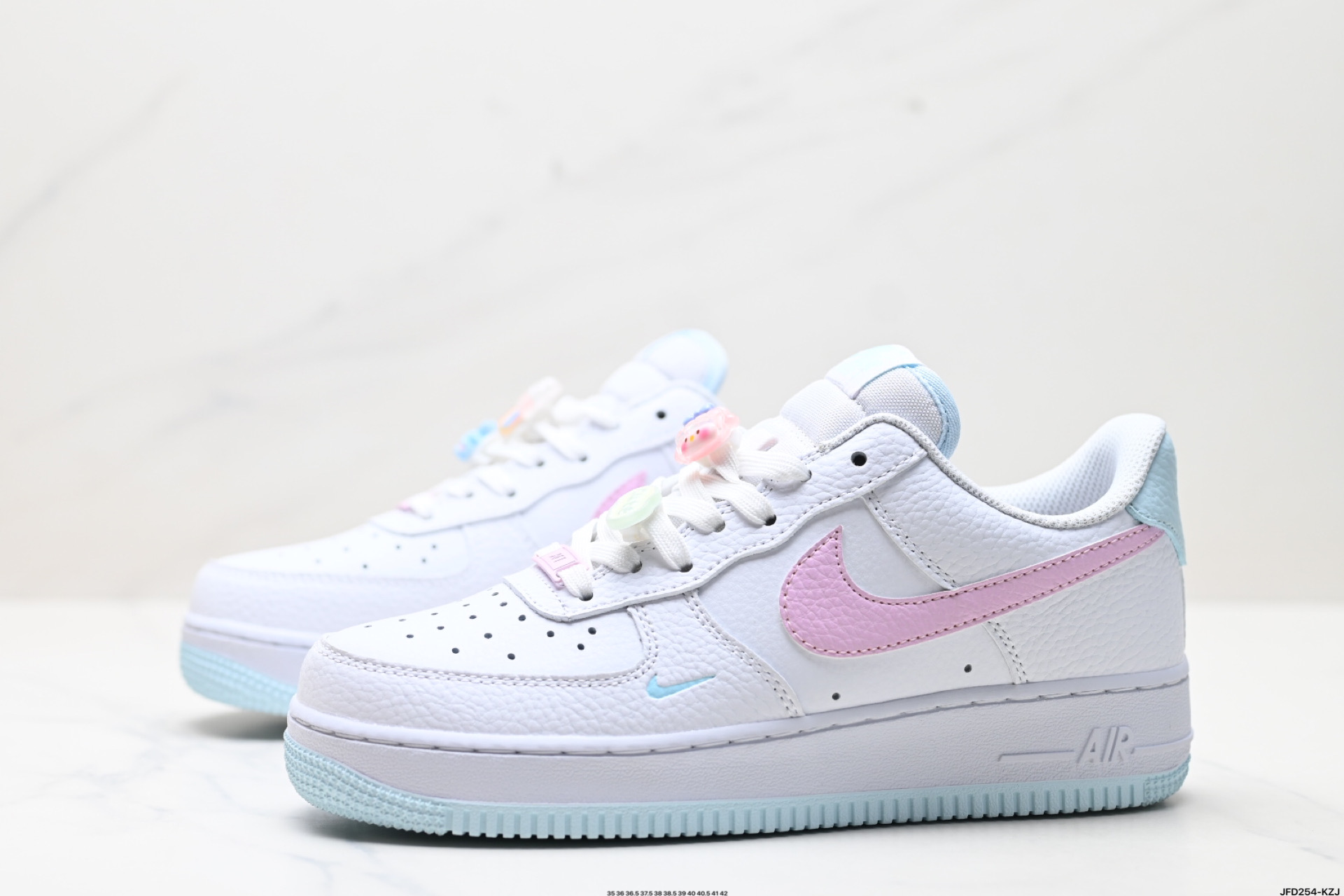 180 耐克Nike Air Force 1“07空军一号低帮百搭休闲运动板鞋 IH0640-161