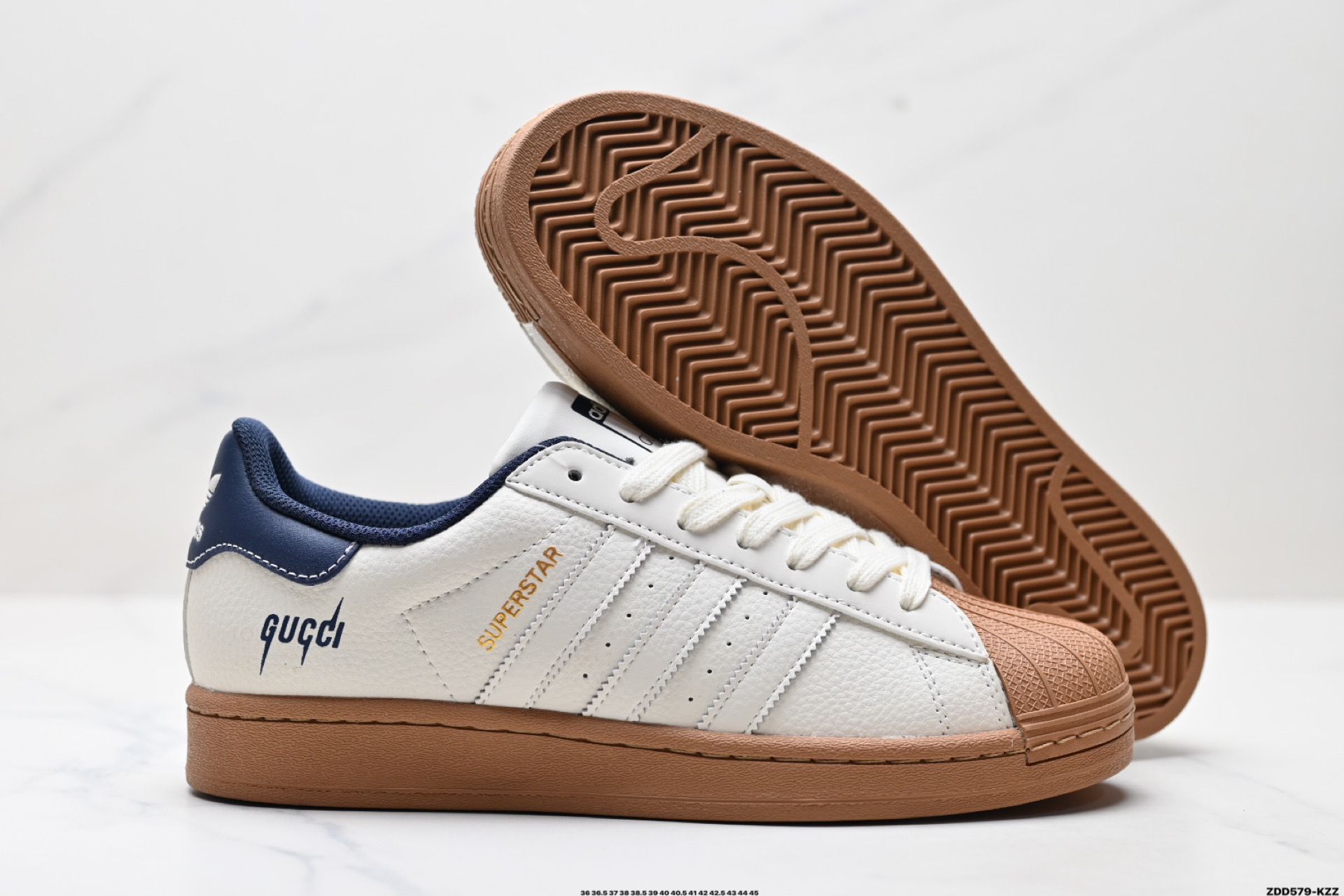 240 阿迪达斯Adidas三叶草 Originals Superstar贝壳头’DIY’系列低帮经典百搭休闲运动板鞋 HD2207