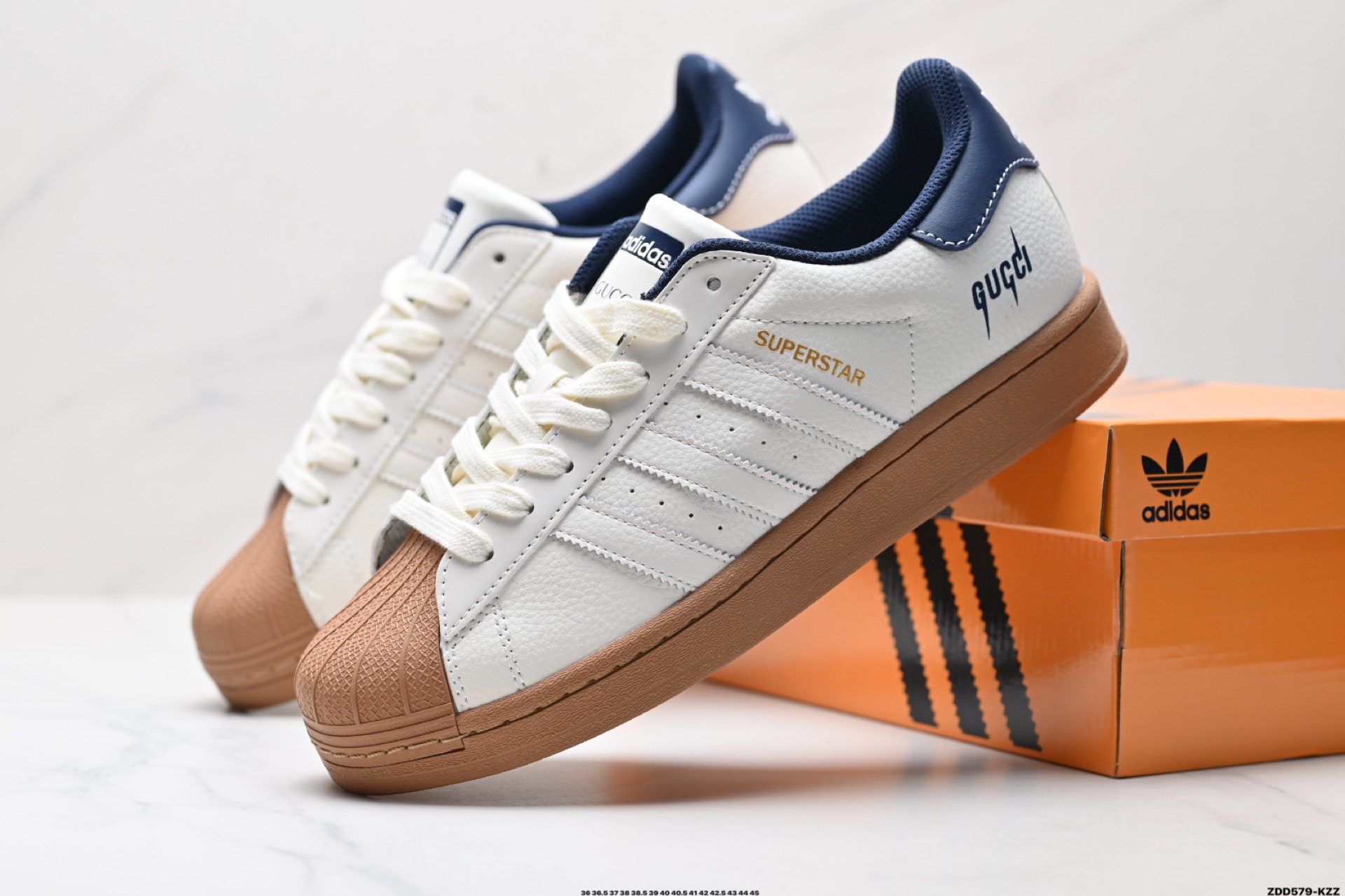 240 阿迪达斯Adidas三叶草 Originals Superstar贝壳头’DIY’系列低帮经典百搭休闲运动板鞋 HD2207