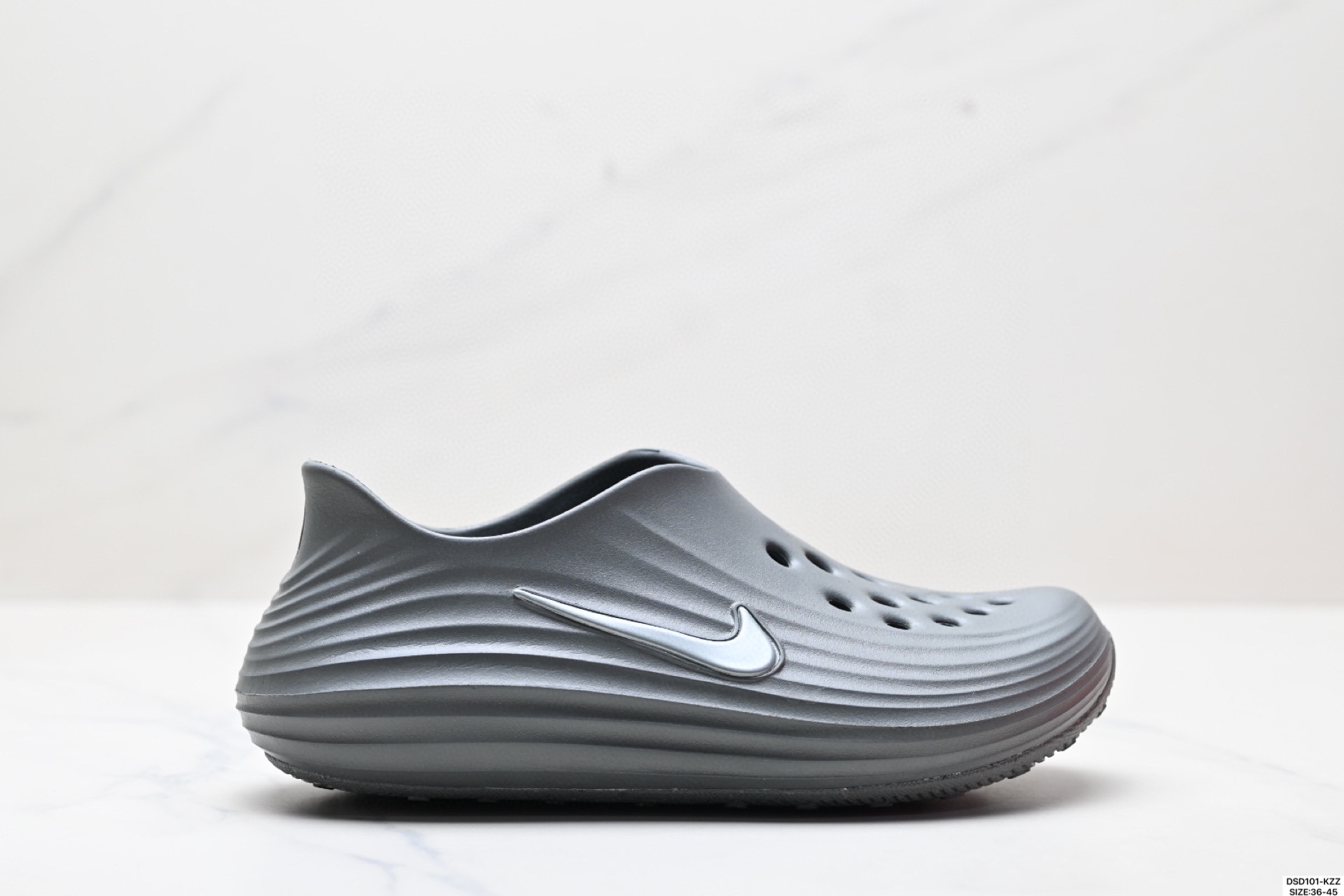 100 Nike ReactX REJUVEN8 耐克 简约舒适 洞洞鞋 HV5060-002