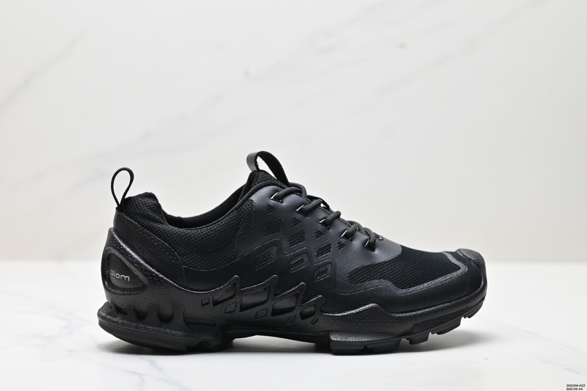 280 新品 ecco爱步Biom 2.2健步防水轻跑透气休闲鞋