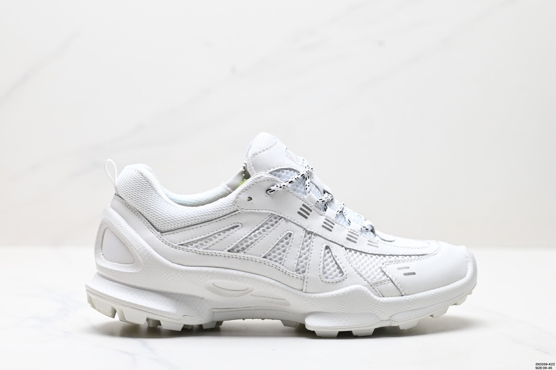 280 新品 ecco爱步Biom 2.2健步防水轻跑透气休闲鞋
