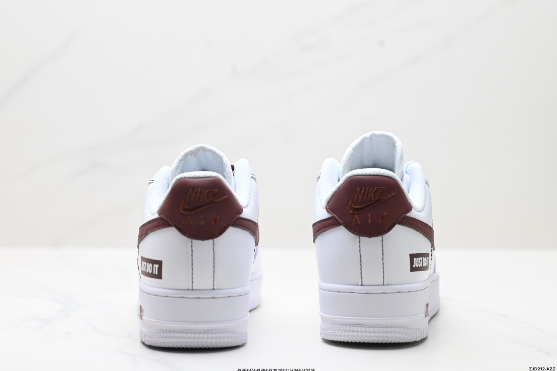 NIKE AIR FORCE 1‘07 LV8 CW2288-027