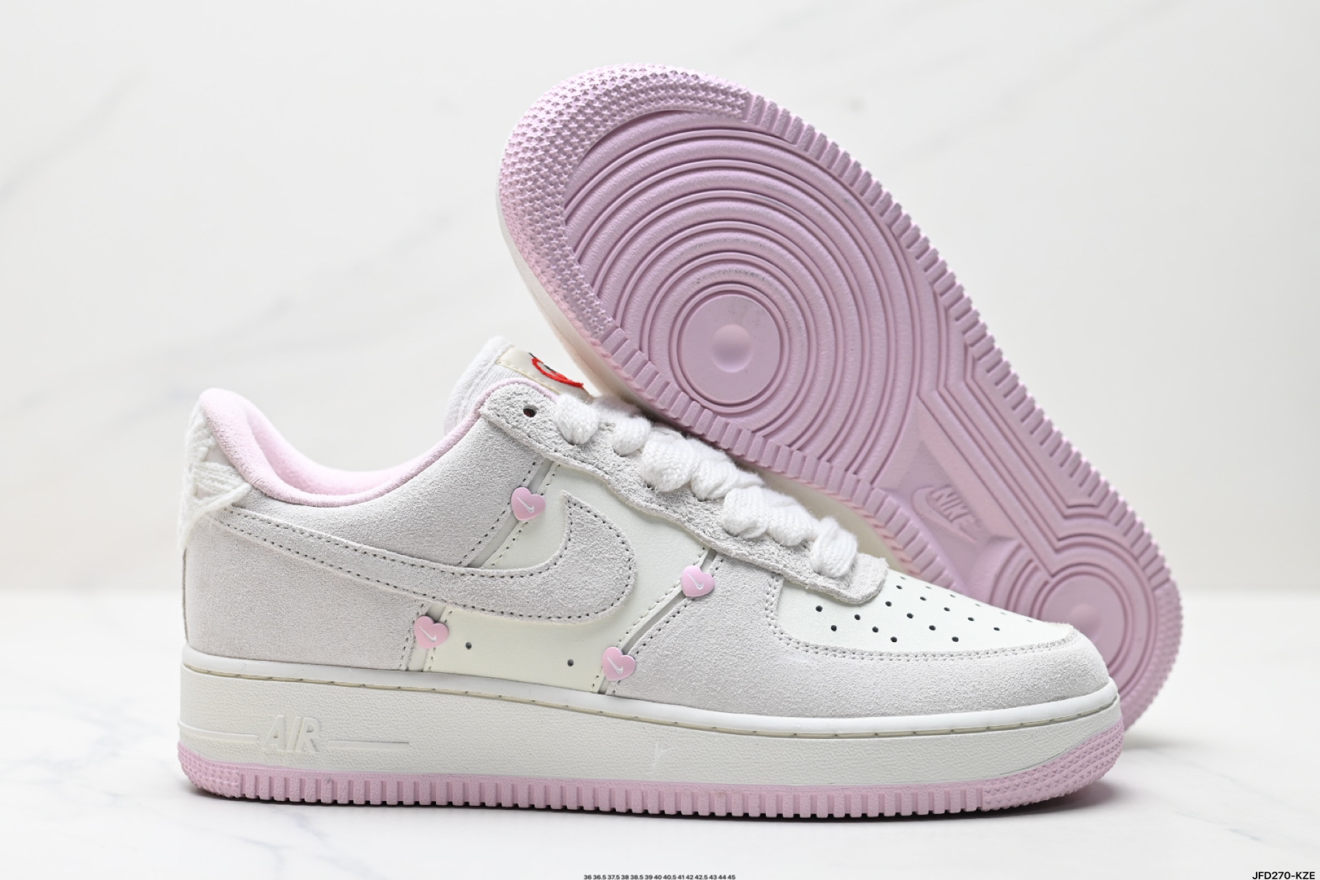 180 耐克Nike Air Force 1“07LX空军一号低帮百搭休闲运动板鞋 HV5992-111