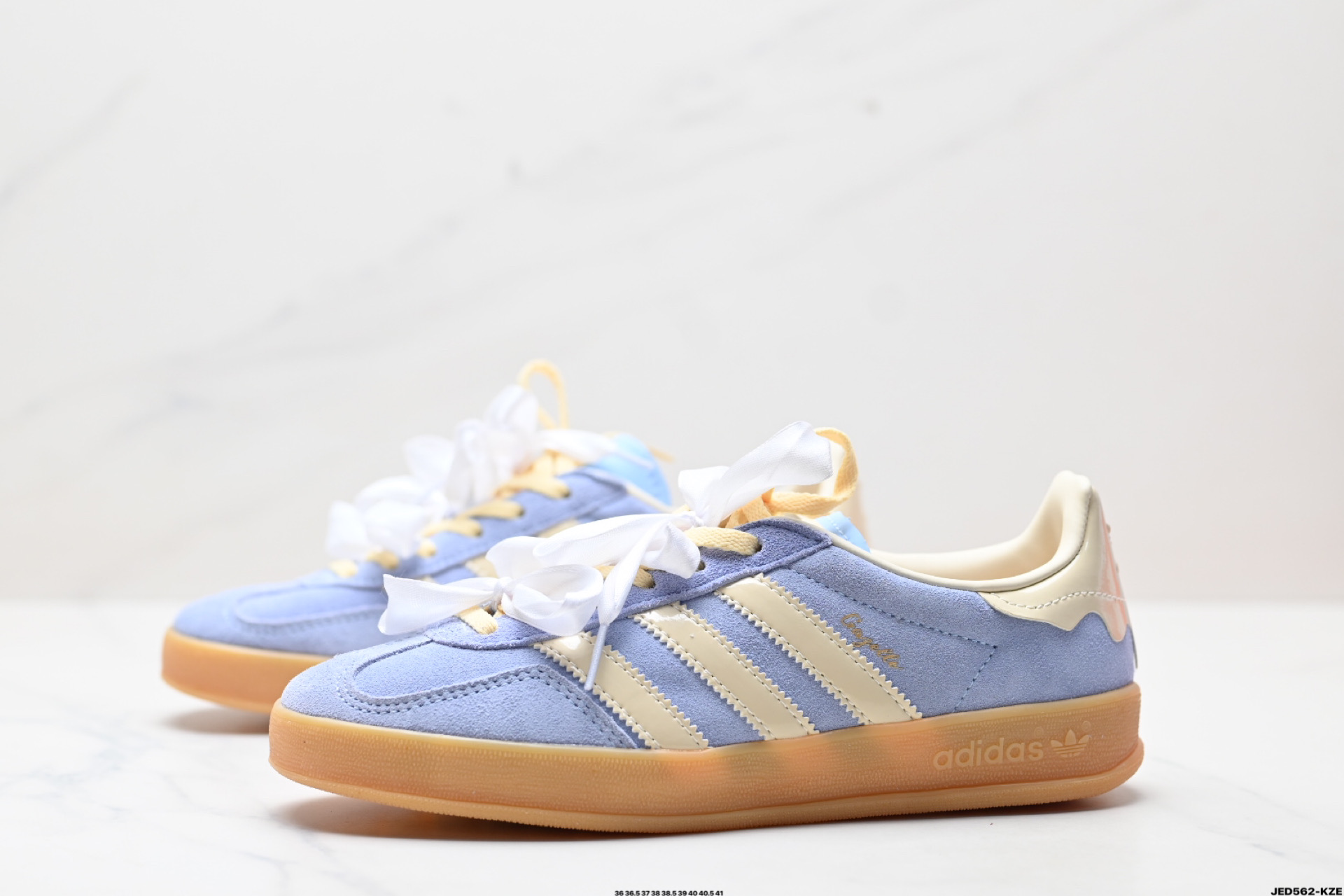160 adidas Originals Gazelle Indoor 三叶草休闲防滑耐磨低帮板鞋 JR8029